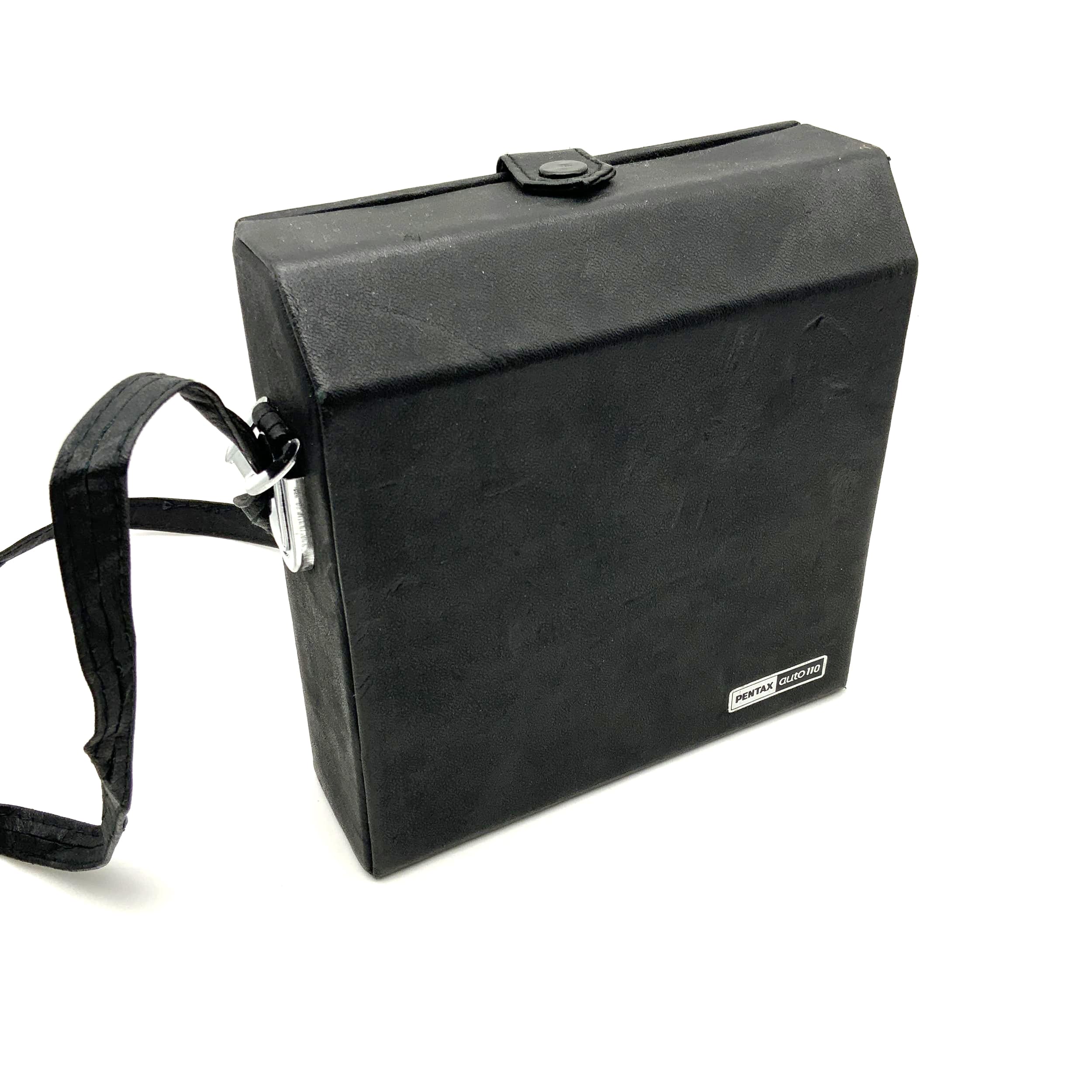 Pentax Kameratasche auto 110 schwarz hard case Ledertasche