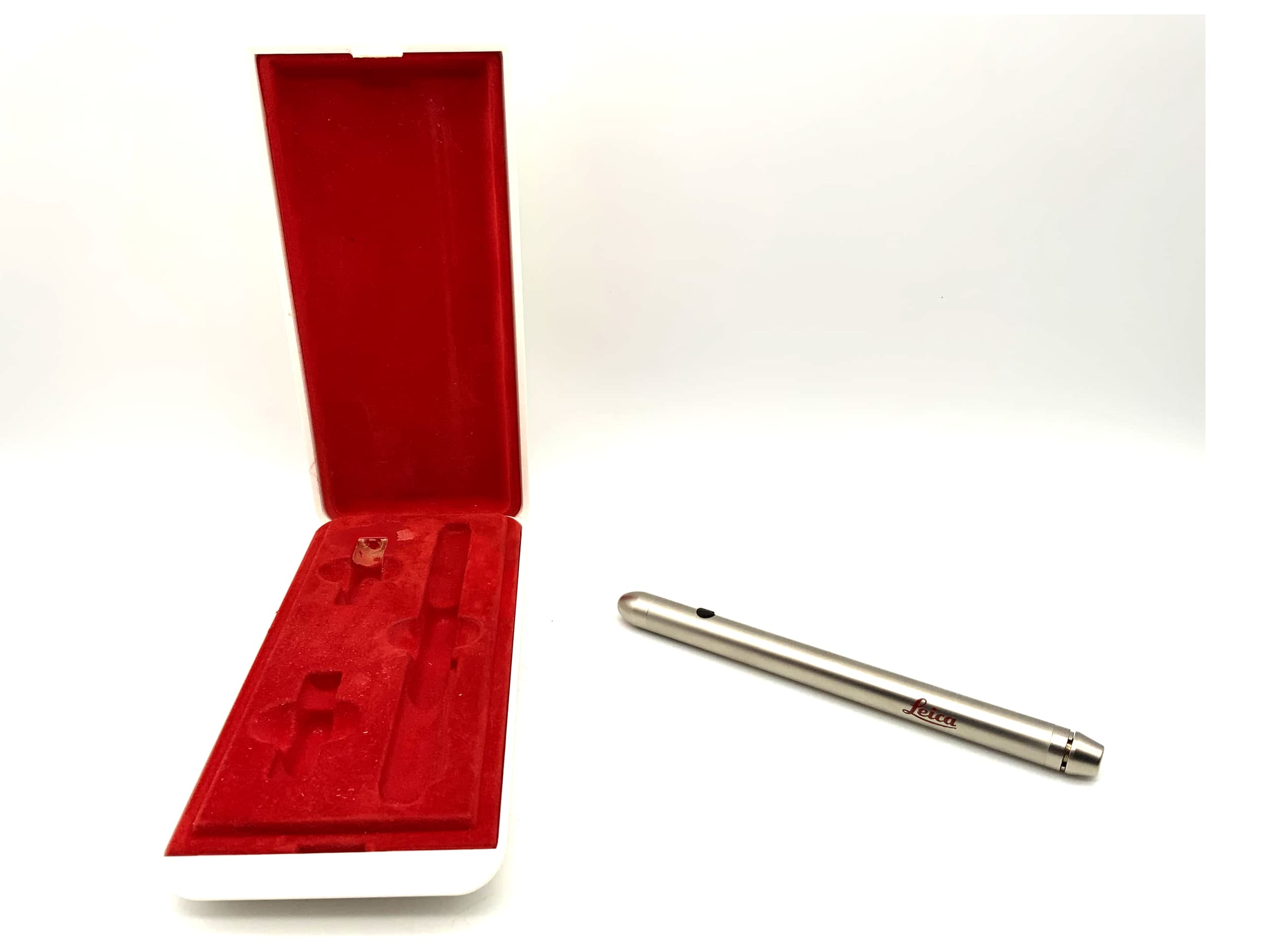 Leica Laserpointer 37337 silber in OVP