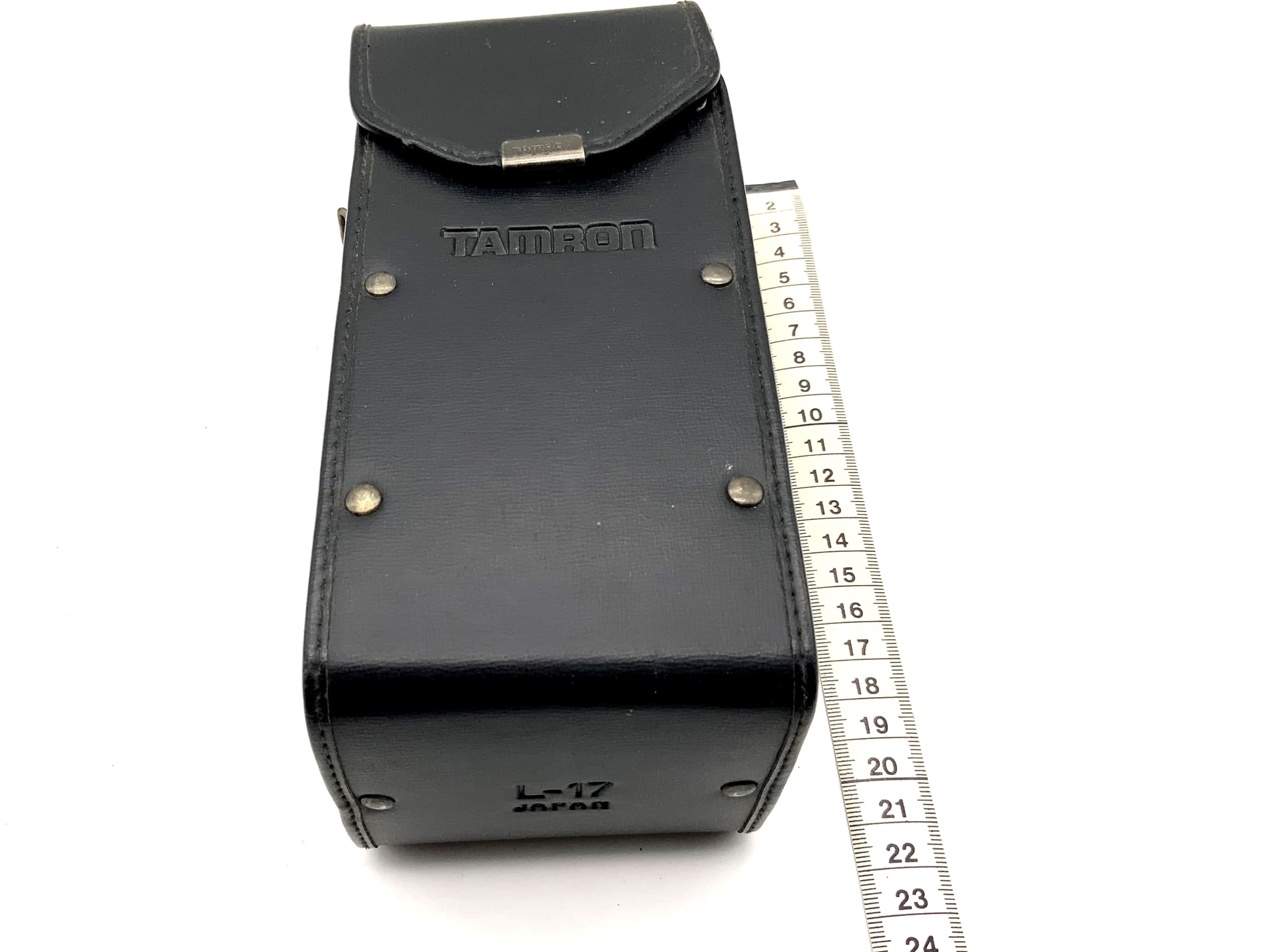 Tamron Köcher schwarz ca.21x9cm Eckig Objektivtasche universell Hard Lens Case