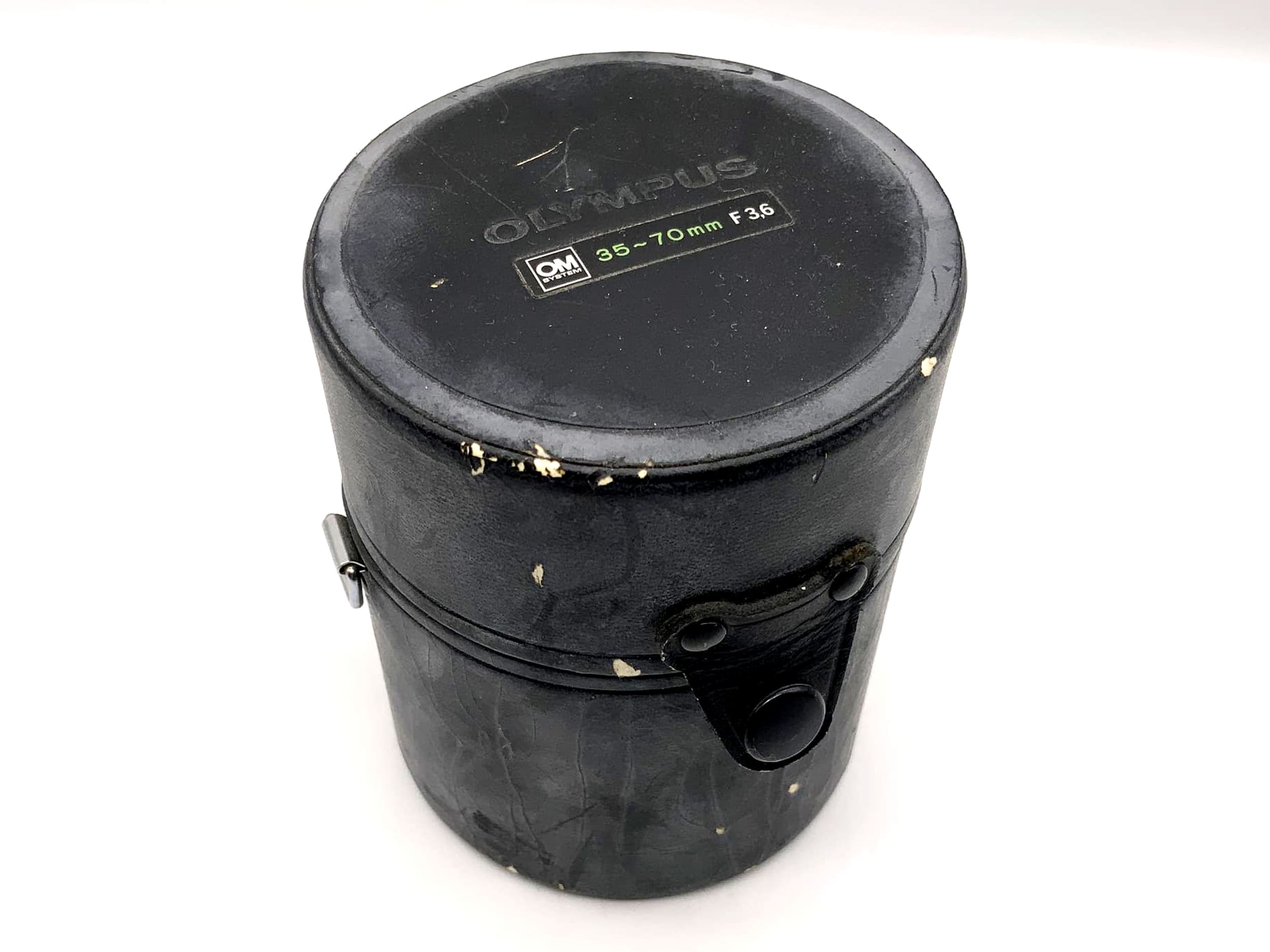 Olympus Köcher schwarz ca.11x9cm für OM system 35-70mm F3,6 Objektivtasche Case