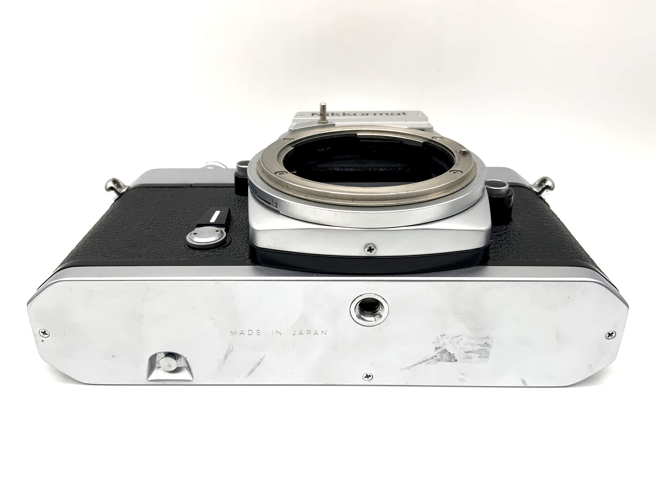 Nikkormat EL 35mm Spiegelreflexkamera SLR analog Body Gehäuse (Nikon F)