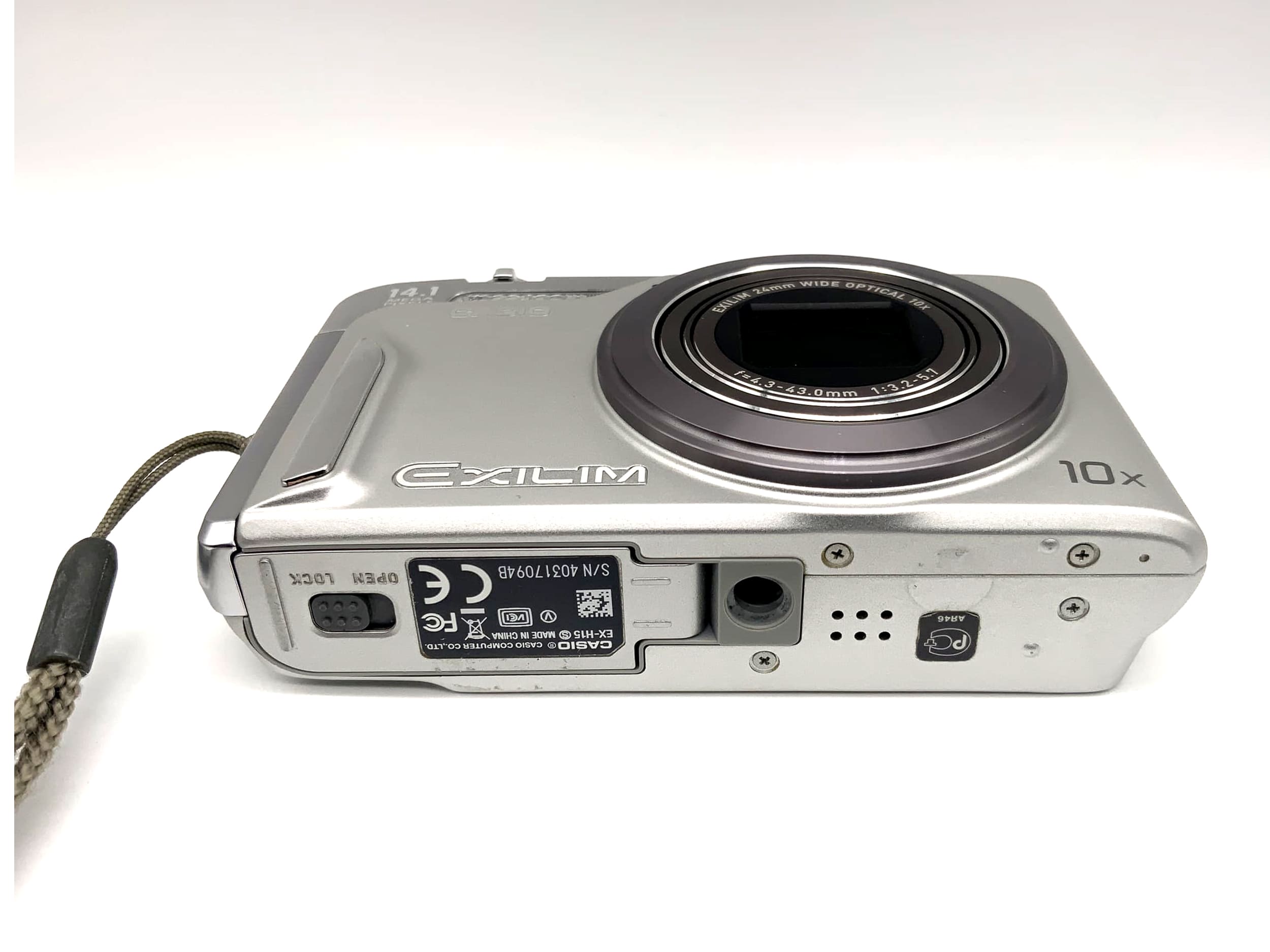 Casio EX-H15 mit 24mm Wide Optical 10x f=4.3-43.0mm 1:3.2-5.7 14.1 MP Exilim