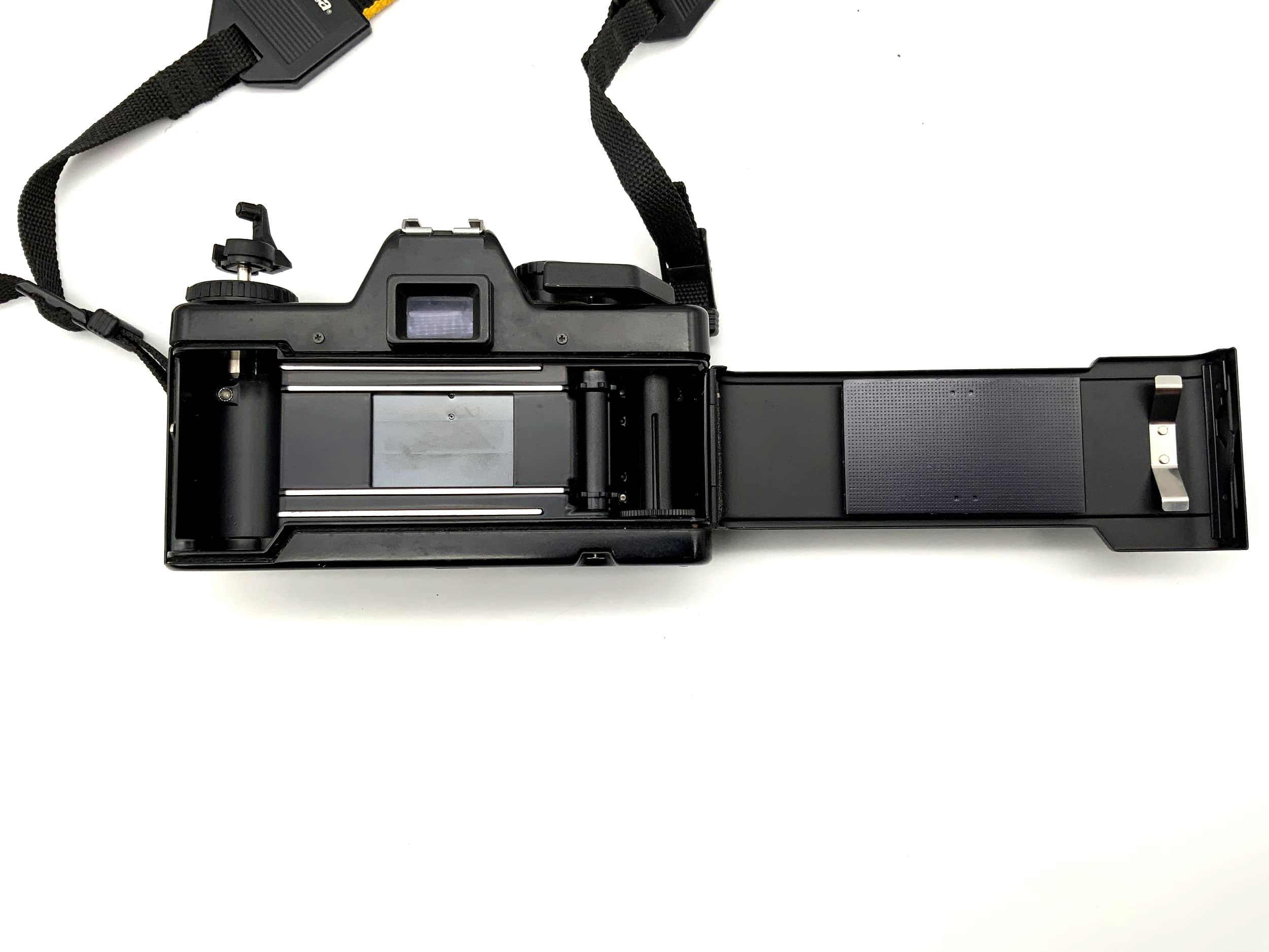 Praktica BCA electronic !Beli defekt! Body Gehäuse SLR Spiegelreflexkamera 35mm Praktica B