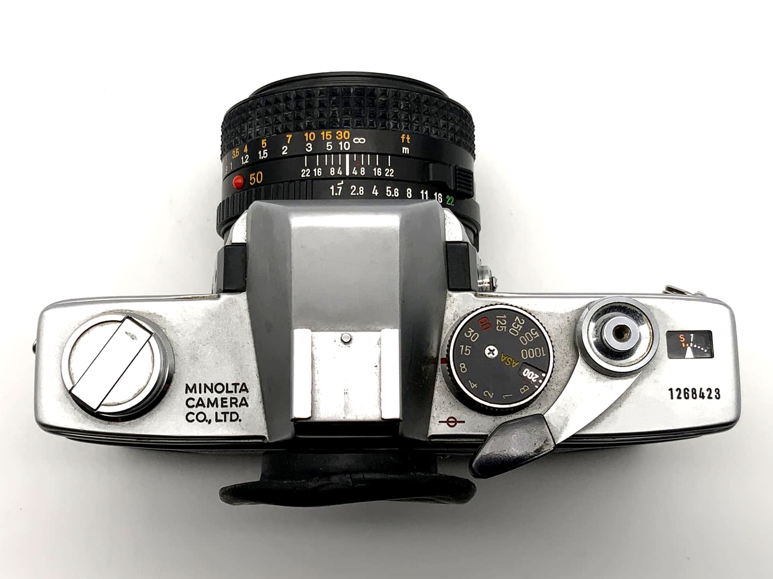 Minolta SRT 101 mit Minolta MD 1.7 50mm Spiegelreflexkamera 35mm analog