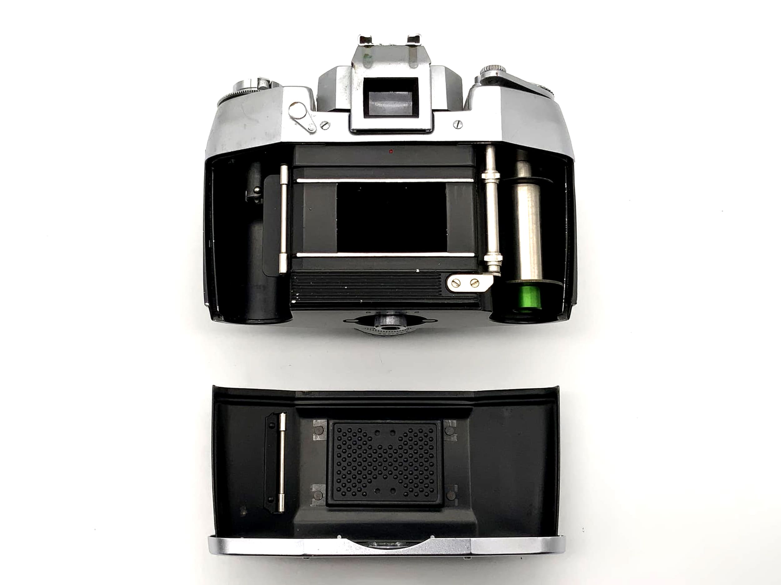 Exakta EXA 1a mit Meyer Optik Görlitz 2.8 50mm Spiegelreflexkamera 35mm analog