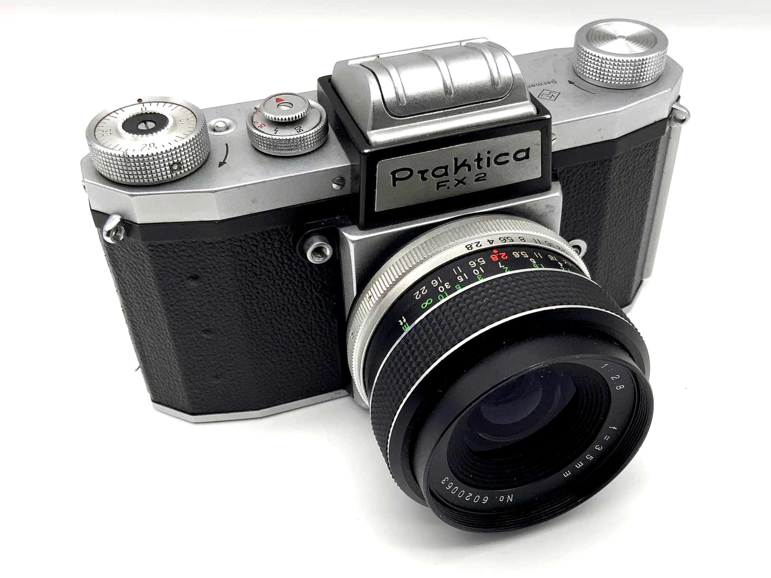 Pentacon Praktica F.X 2 analoge Spiegelreflexkamera Varexon 1:2.8 35mm Objektiv