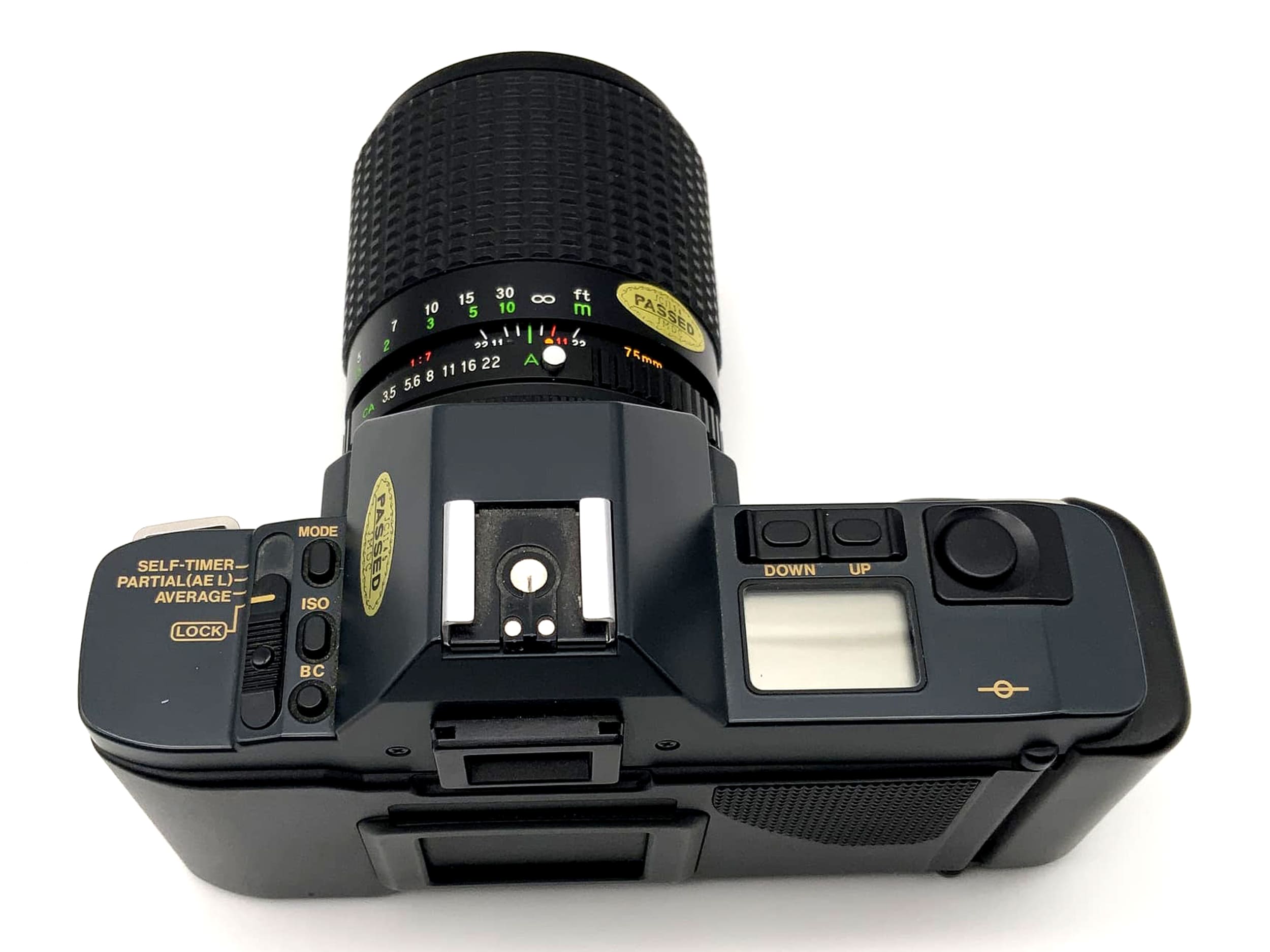 Canon T70 analoge Spiegelreflexkamera mit Ozunon GMC 1:3.5-4.8 35-75mm Objektiv