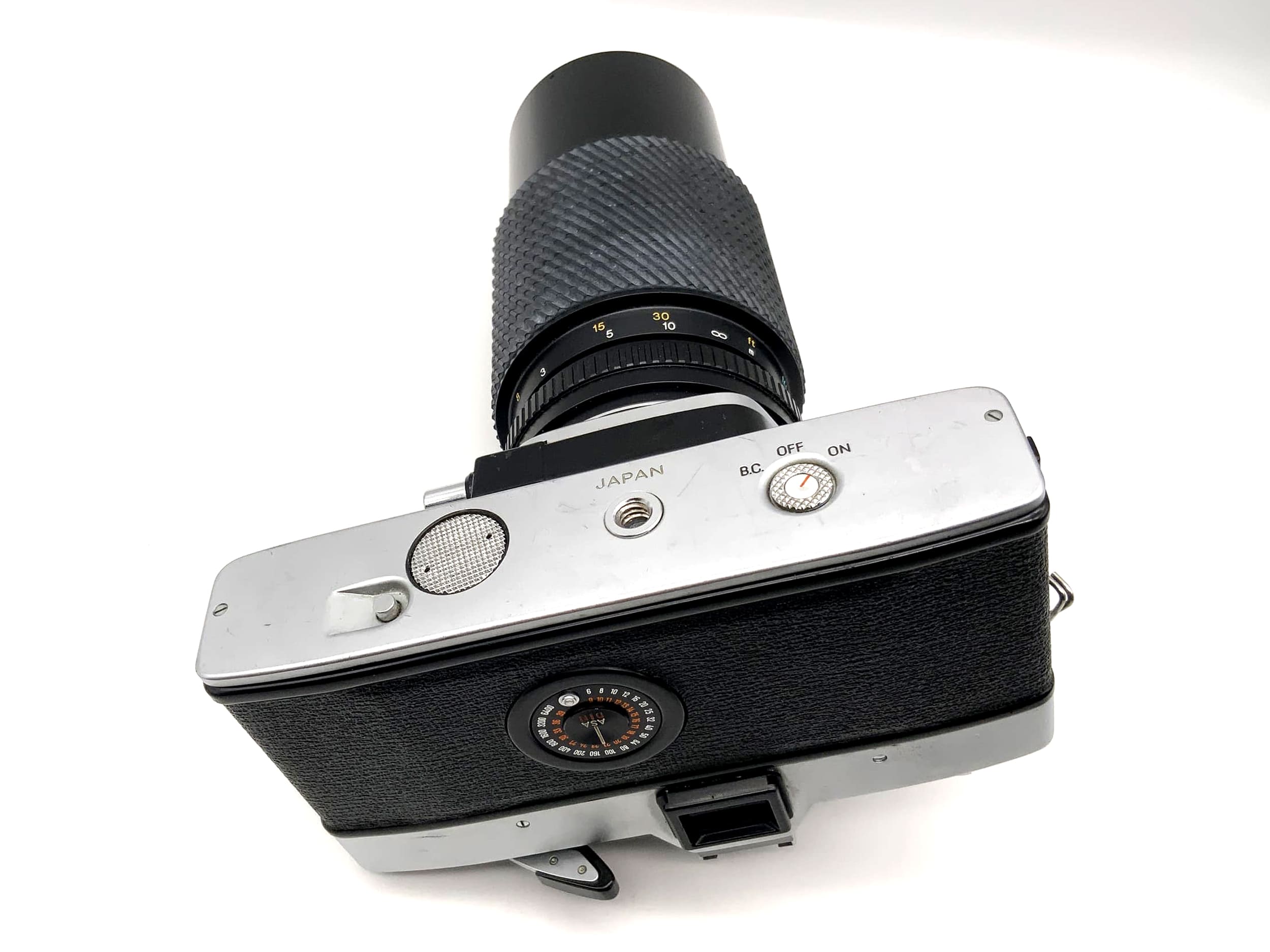 Minolta SRT101 mit Tokina 4.5 80-200mm Objektiv Spiegelreflexkamera 35mm analog