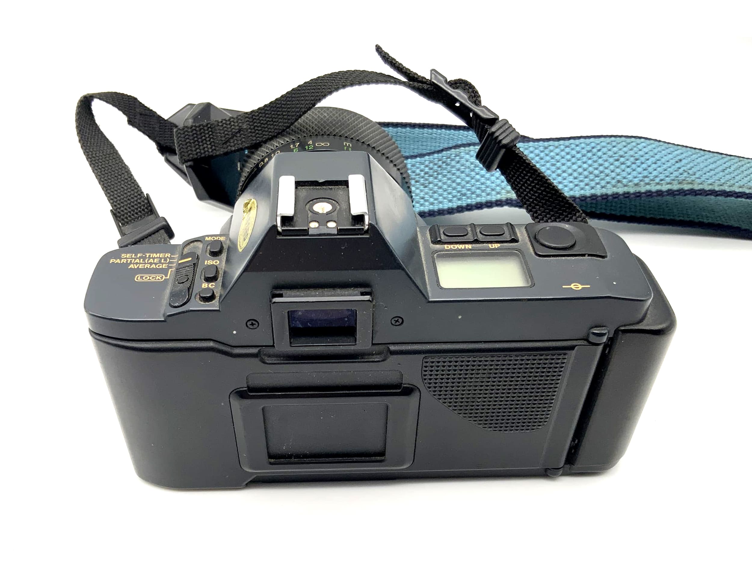 Canon T70 analoge Spiegelreflexkamera mit Soligor S/M 28-70mm 1:3.9-4.8 Objektiv