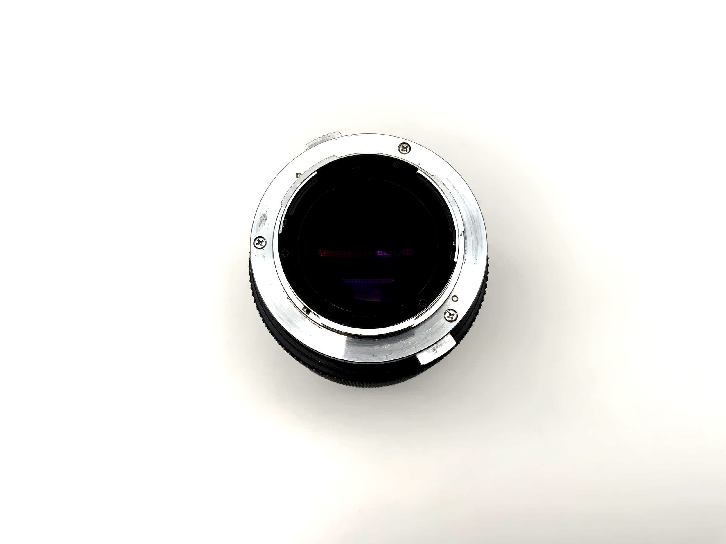 Olympus OM-System E.Zuiko MC Auto-T 200 mm 1:4 Objektiv analog