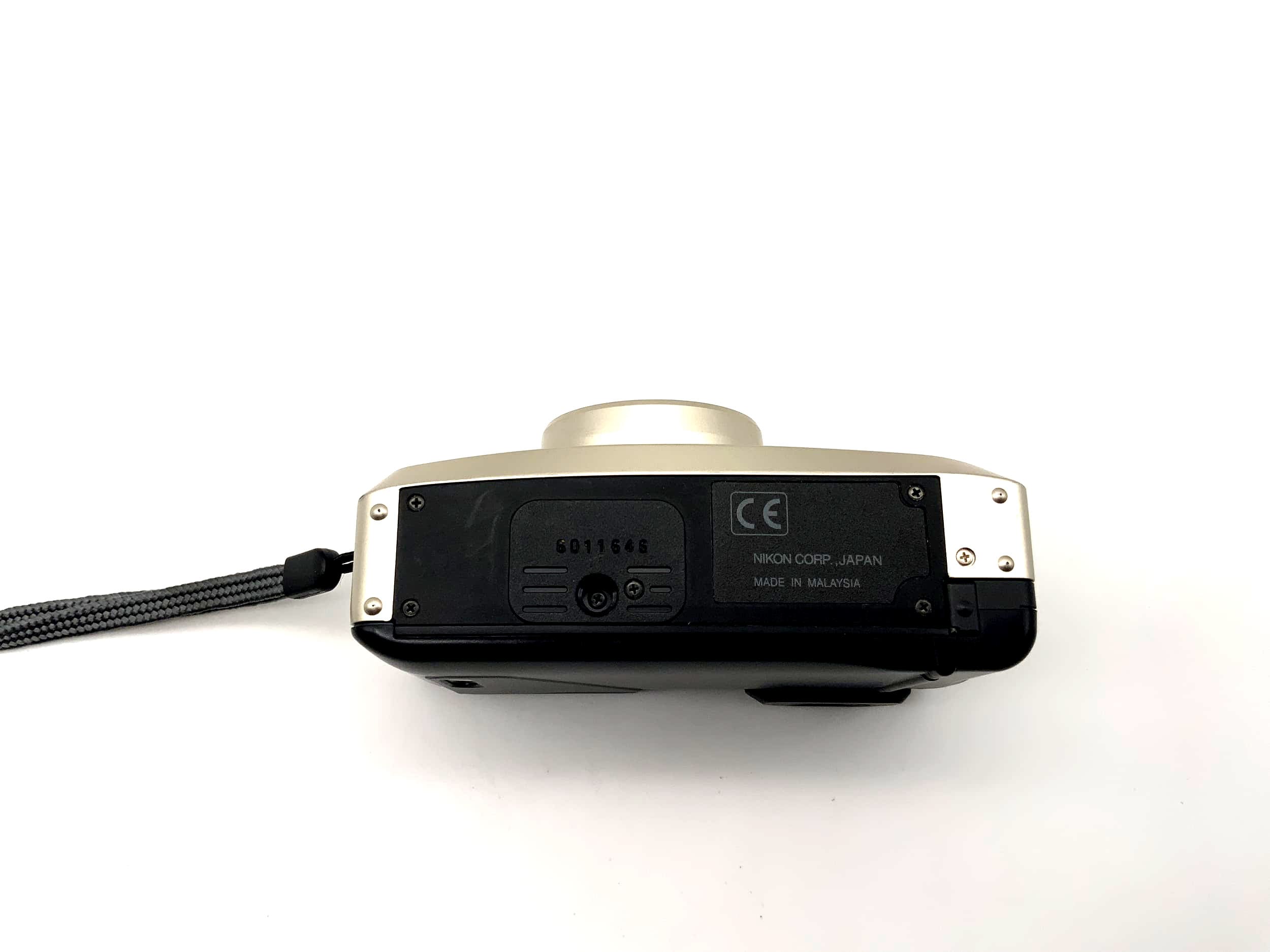 Nikon One Touch Zoom 90s AF Analogkamera Kompaktkamera Point&Shoot 35mm