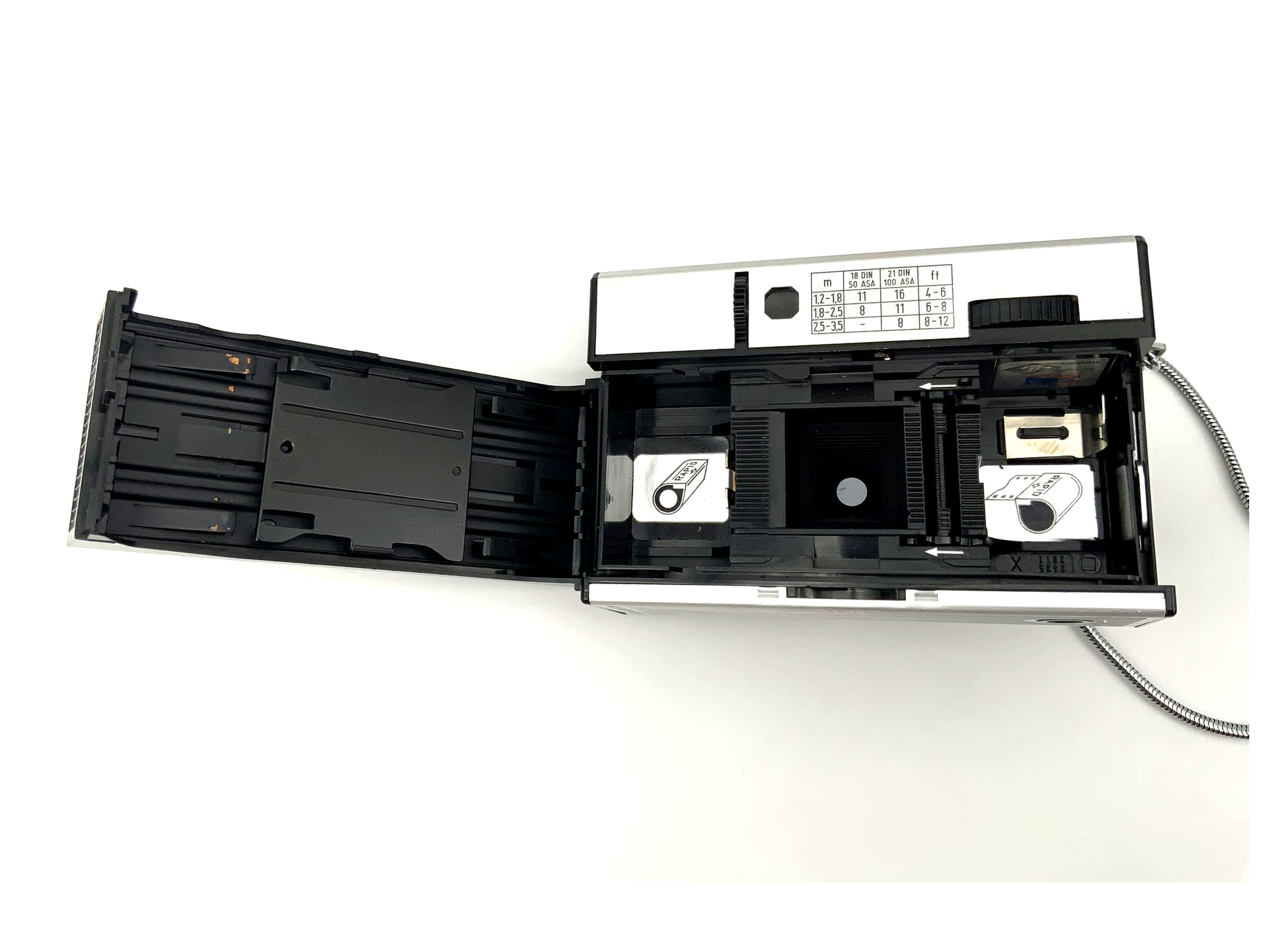 Agfa Iso-Rapid IF Sucherkamera mit Isinar 1:8 35mm Kompaktkamera