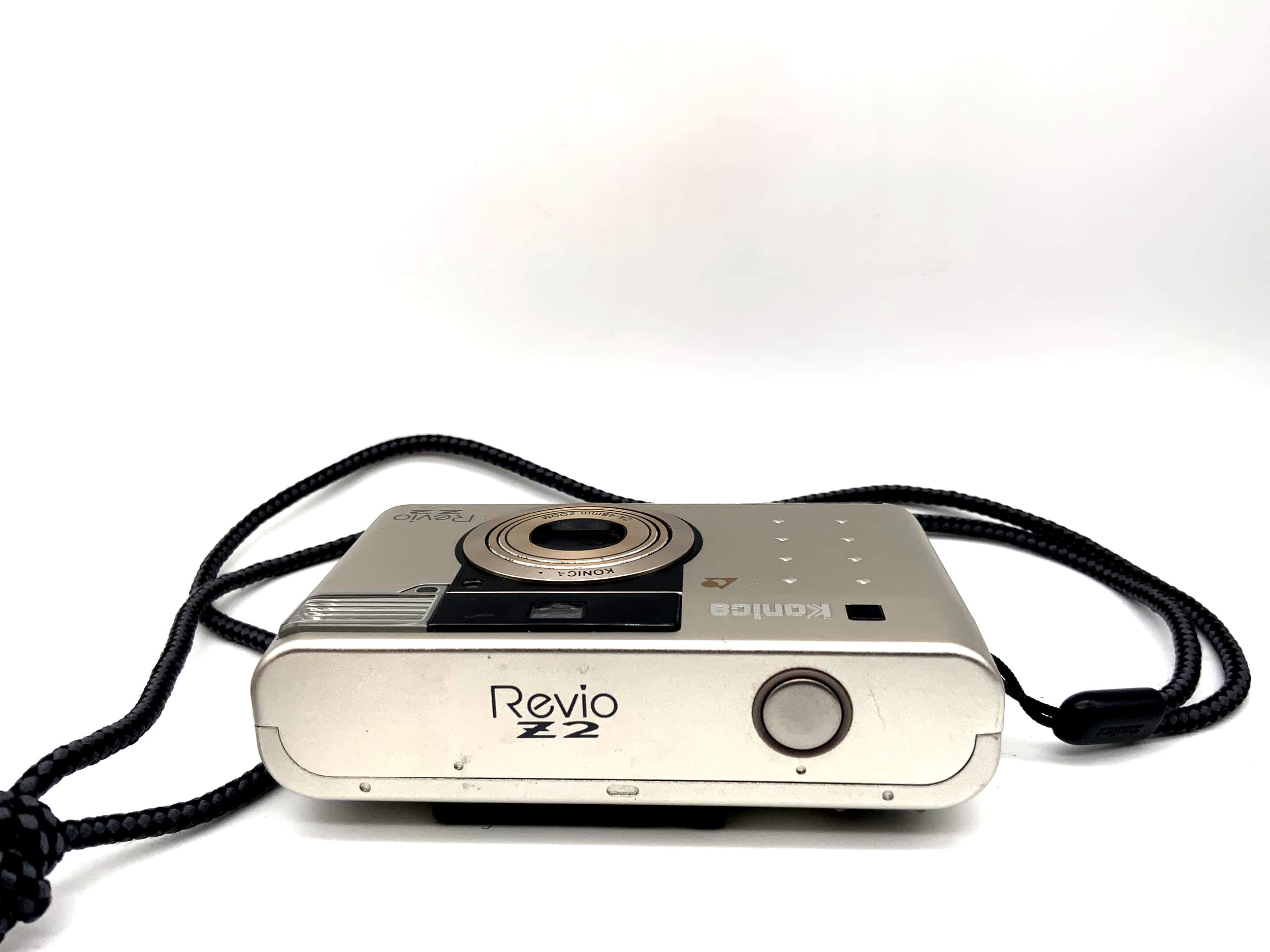 Konica Revio Z2 Point&Shoot mit 24-48mm Zoom lens Kompaktkamera Analogkamera