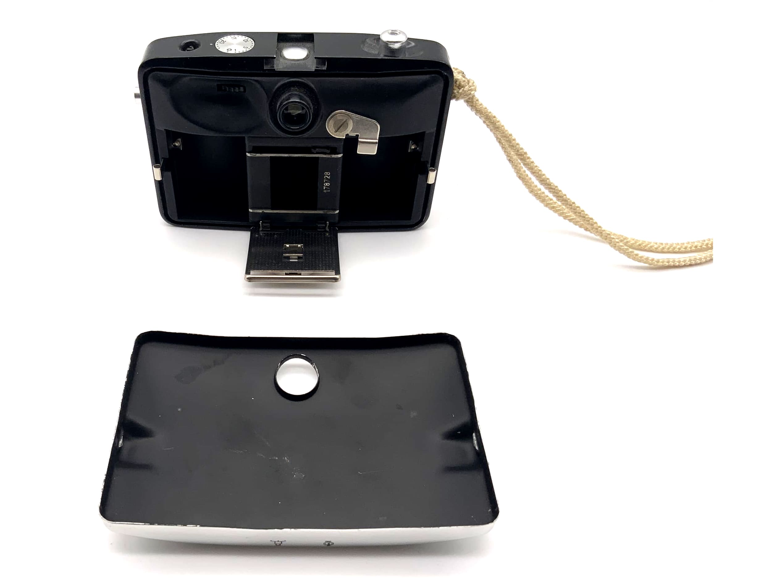 Pentacon Penti I Sucherkamera mit Domiplan 30mm 1:3.5 35mm 1 schwarz/silber