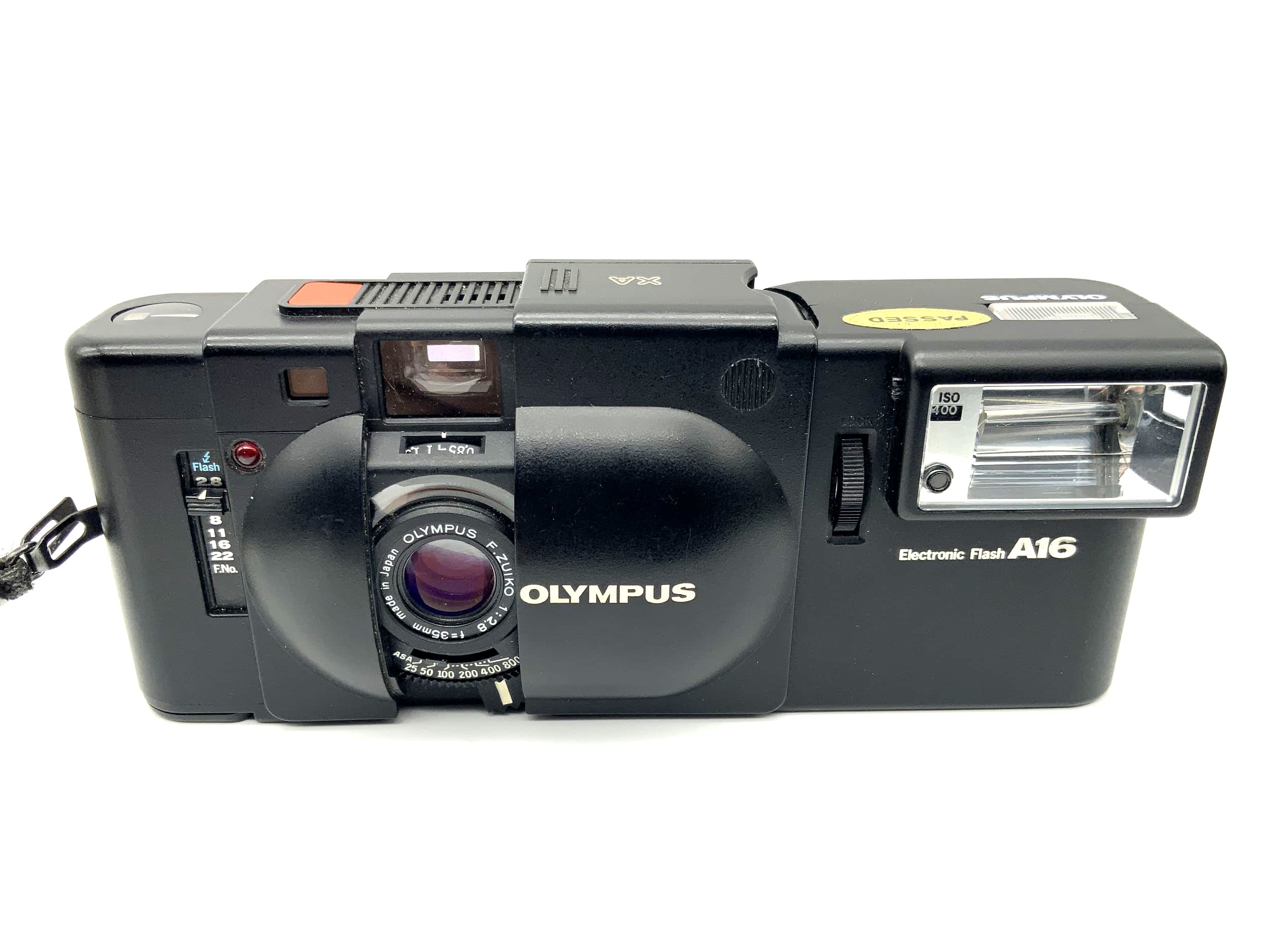 Olympus XA Sucherkamera mit F.Zuiko 1:2.8 35mm & Electronic Flash A16 Blitz
