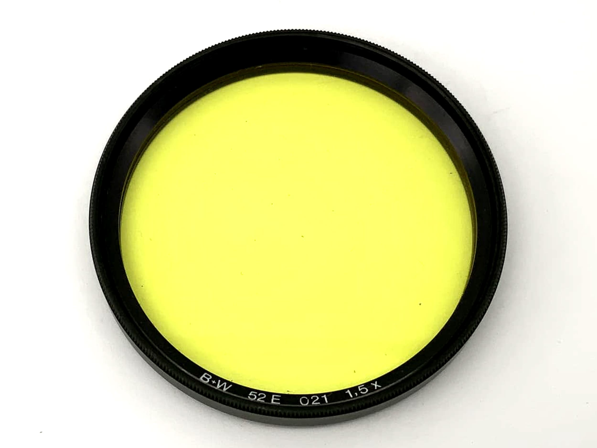 B+W Farbfilter 52E 021 1,5x Gelb Yellow Filter 52mm Kreisförmig M52