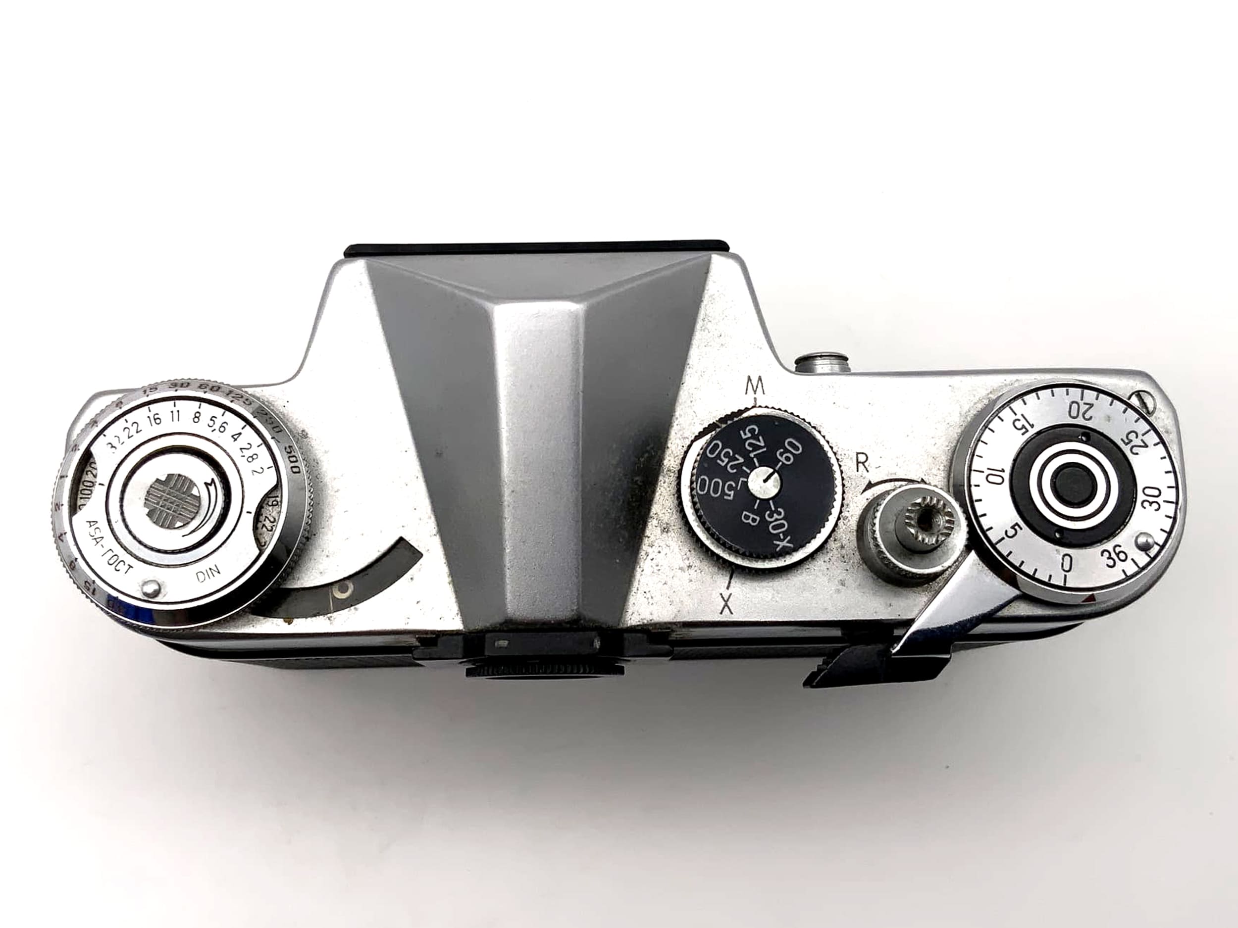 Revueflex EM Spiegelreflexkamera SLR  35mm Kamera Body Gehäuse