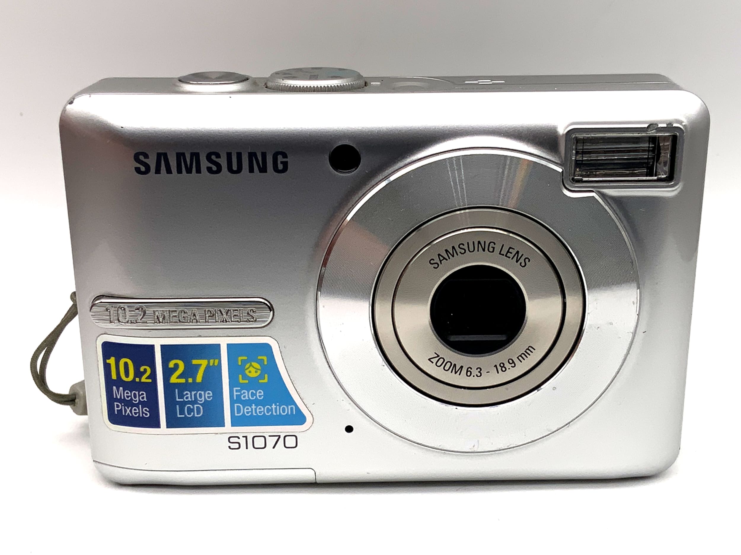 Samsung S1070 Digitale Kompaktkamera mit Zoom 6.3-18.9 Lens 10.2 MP