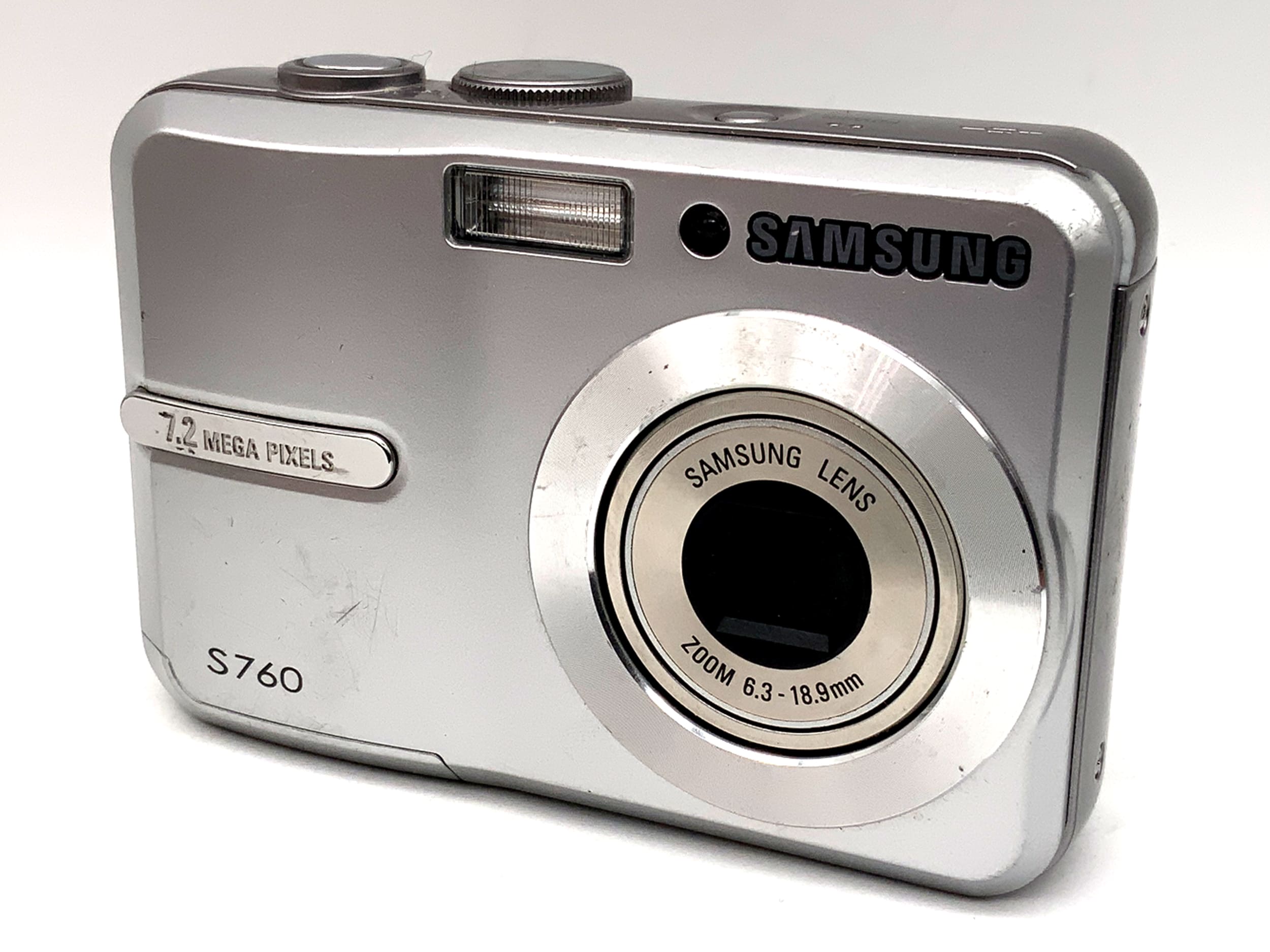 Samsung S760 Digitale Kompaktkamera mit Zoom 6.3-18.9mm Lens 7.2 MP