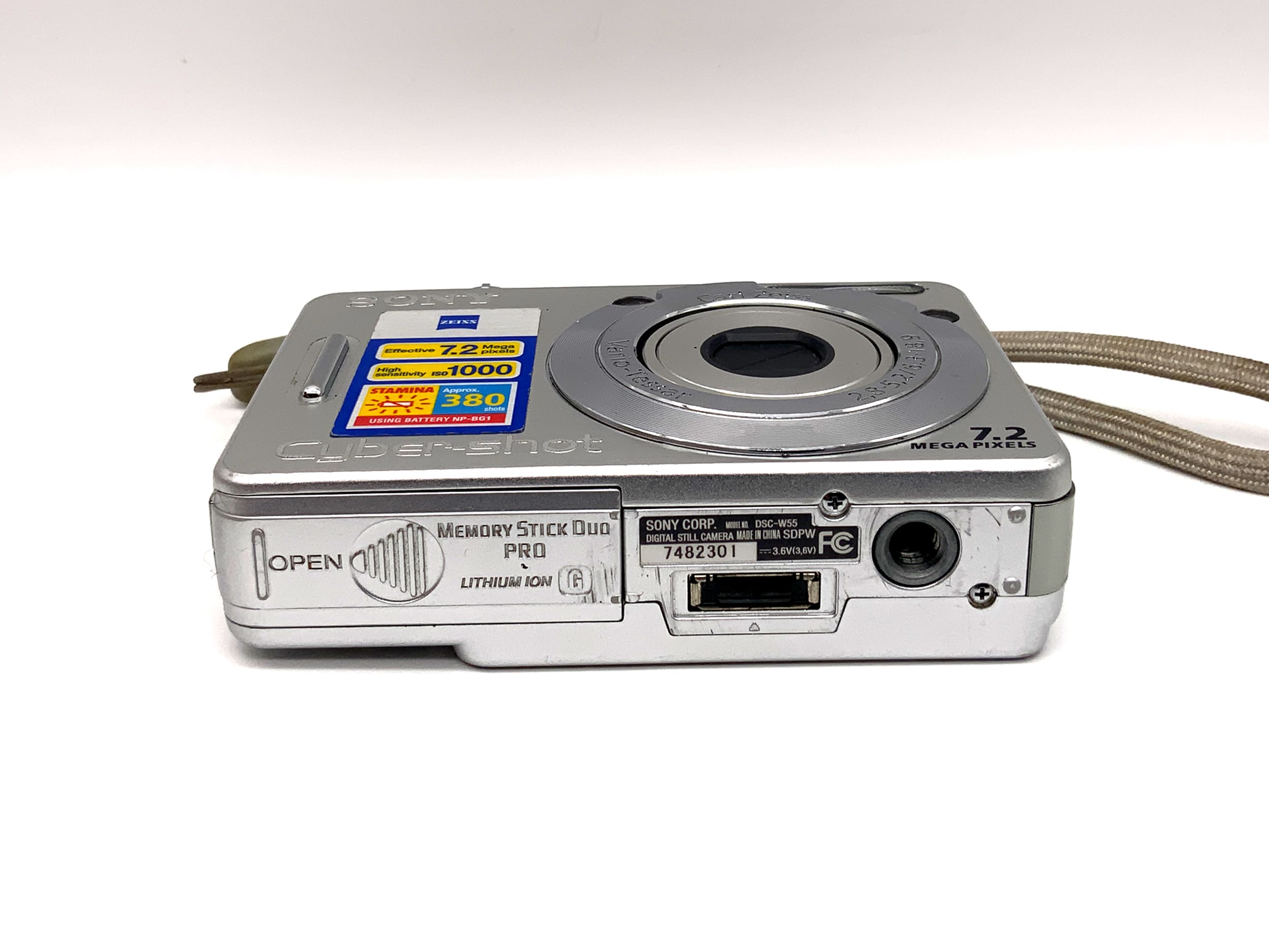 Sony Cyber-Shot DSC-W55 Digitale Kompaktkamera 2.8-5.2/6.3-18.9 7.2 MP IM VX