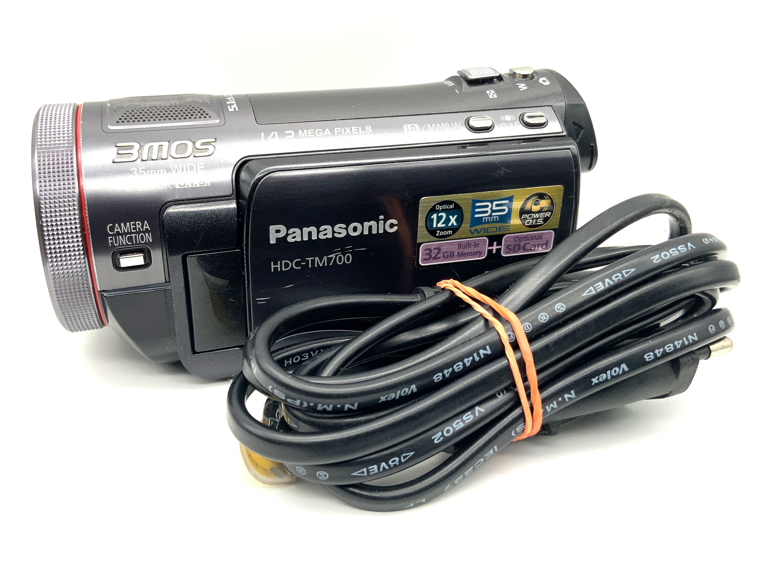 Panasonic HDC-TM700 3MOS Camcorder f=3.45-41.4mm 1:1.5 14.2 MP 35mm Wide 32GB