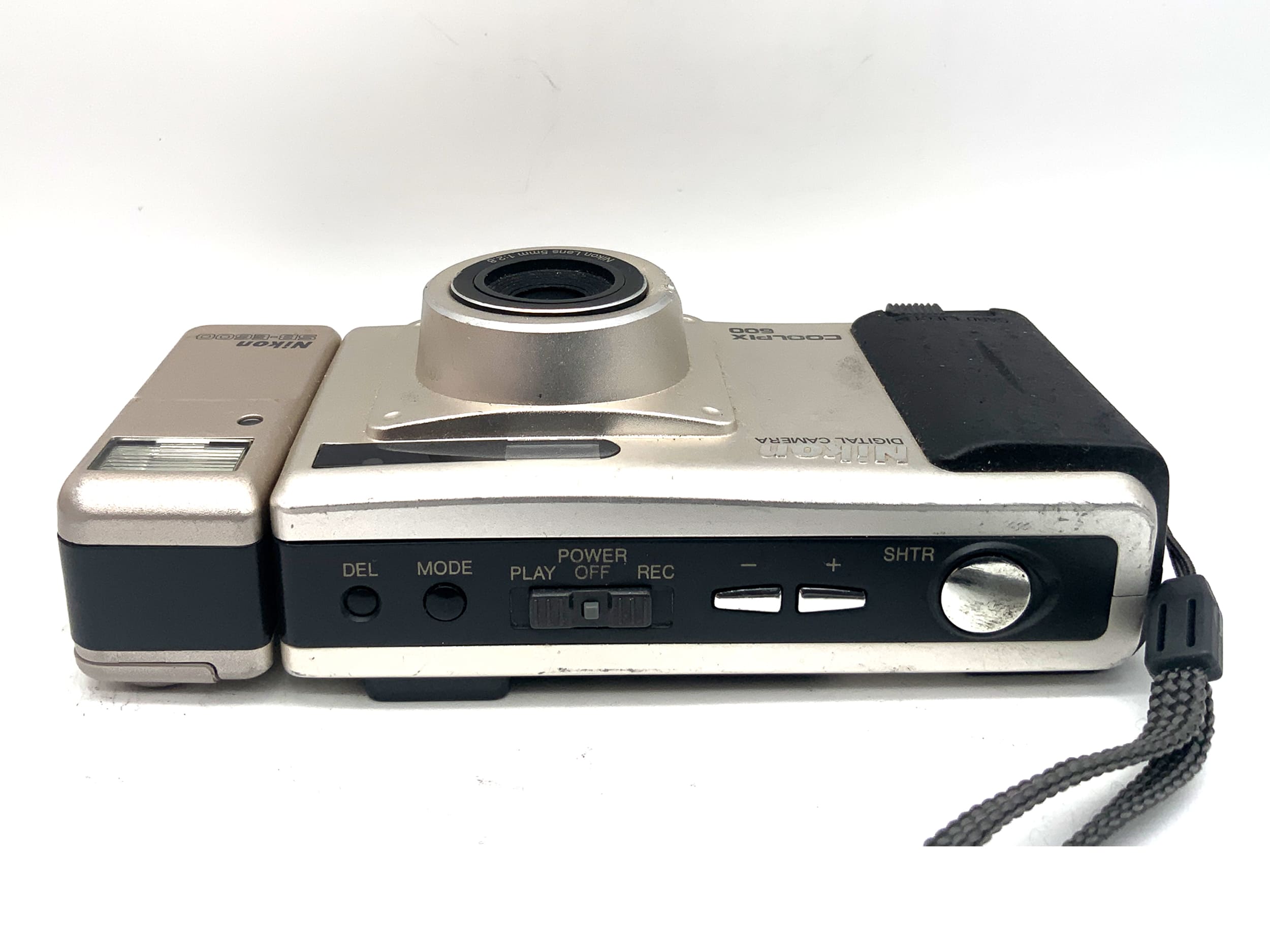 Nikon Coolpix 600 Digitale Kompaktkamera mit 5mm 1:2.8