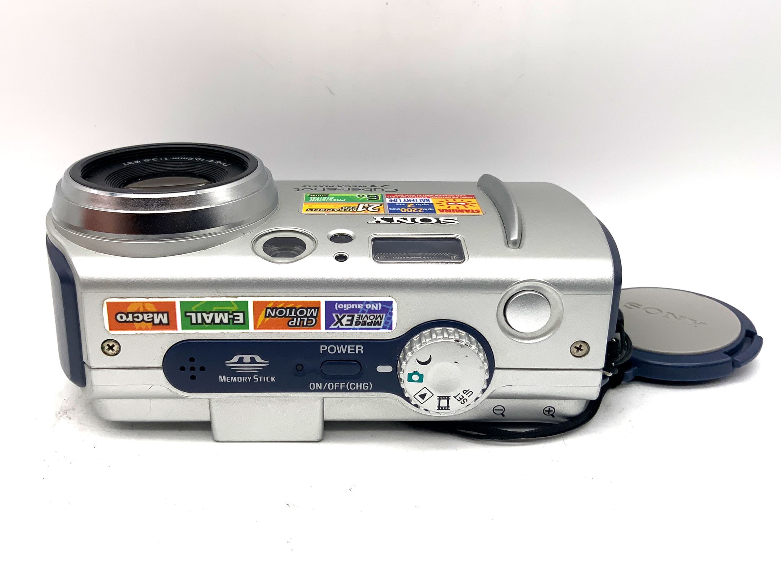 Sony Cyber-Shot DSC-P50 Digitale Kompaktkamera Optical 3x f=6.4-19.2mm 1:3.8