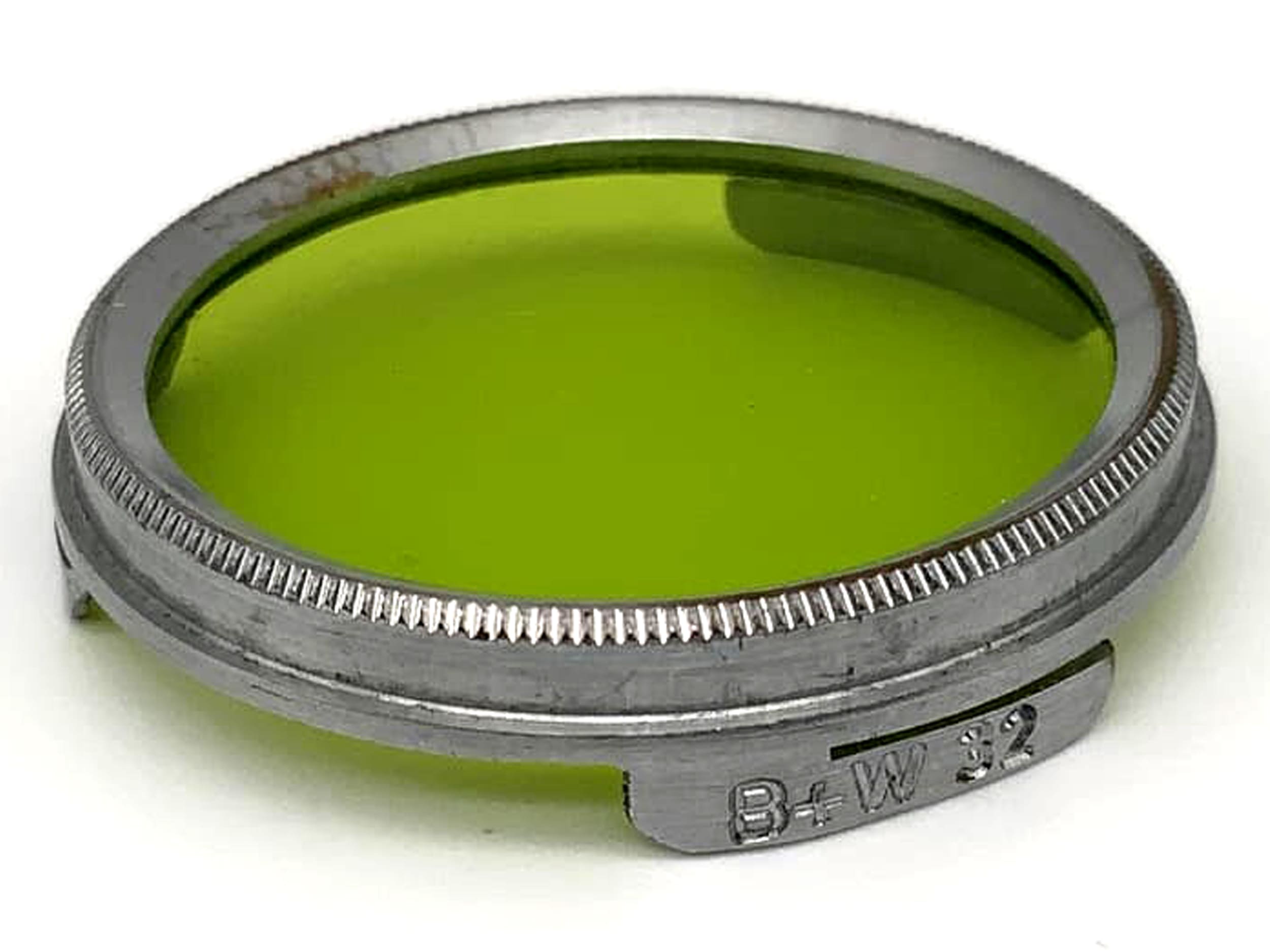 B+W Farbfilter 32mm Grün Green colorfilter Steckfilter Slip On