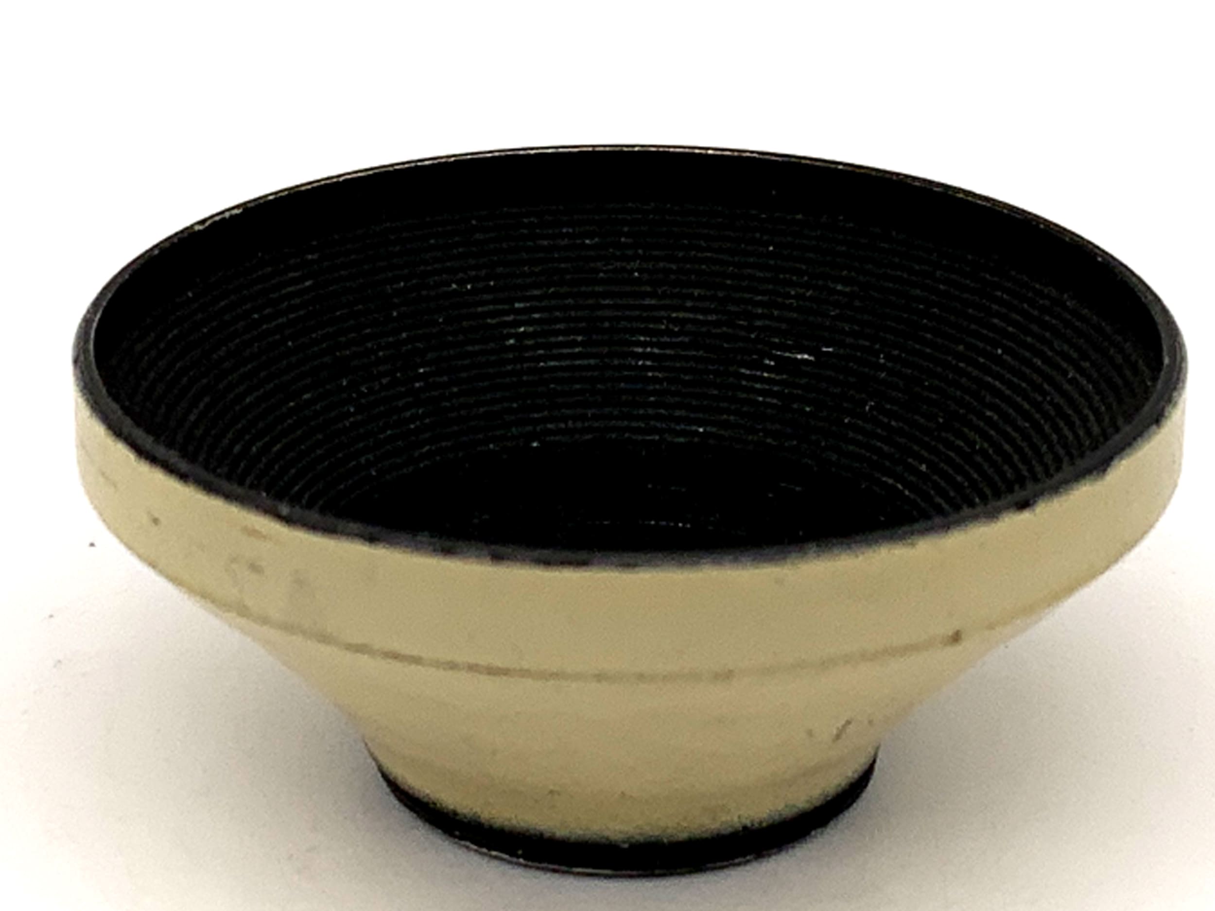 Pentacon Penti I / Penti II Gegenlichtblende M18 beige lenshood Sonnenblende