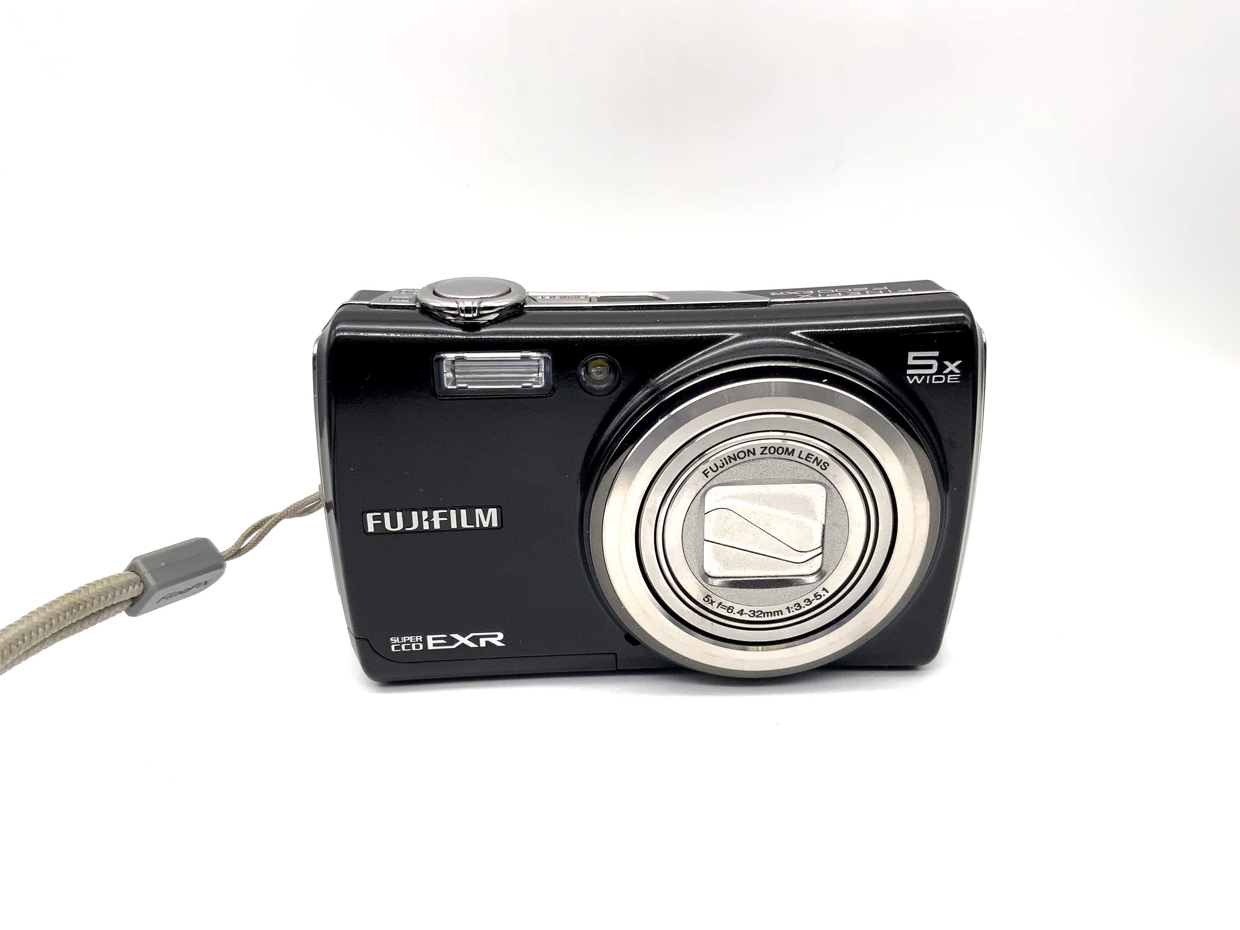 Fujifilm Finepix F200EXR f=6.4-32mm 1:3.3-5.1 Super CCD 5x wide