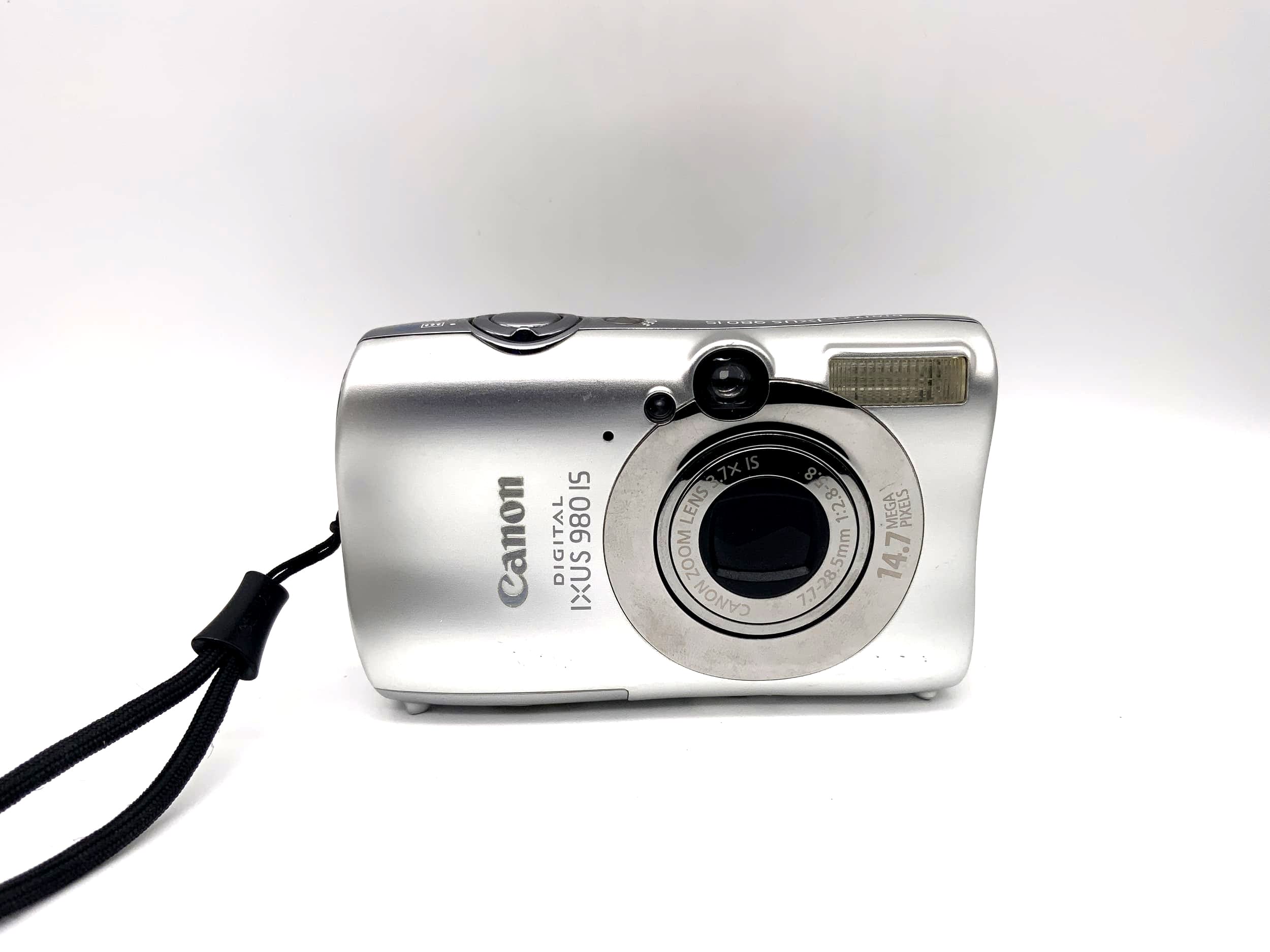 Canon IXUS 980 IS mit Zoom Lens 3.7x IS 7.7-28.5mm 1:2.8-5.8 14.7 MP Ai AF