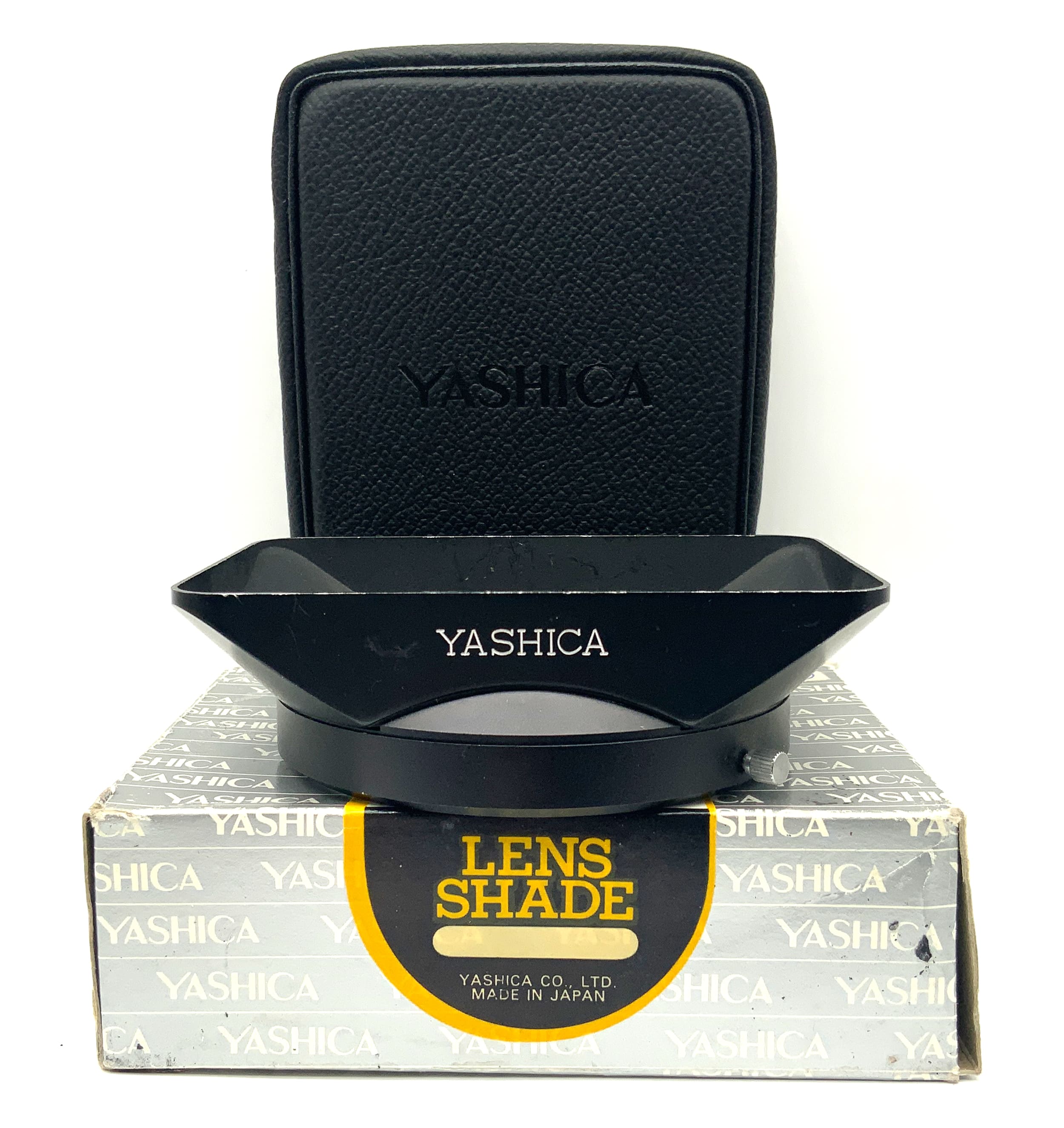 Yashica 75mm Gegenlichtblende für 20mm 1:3.3 in OVP und Hülle Sonnenblende