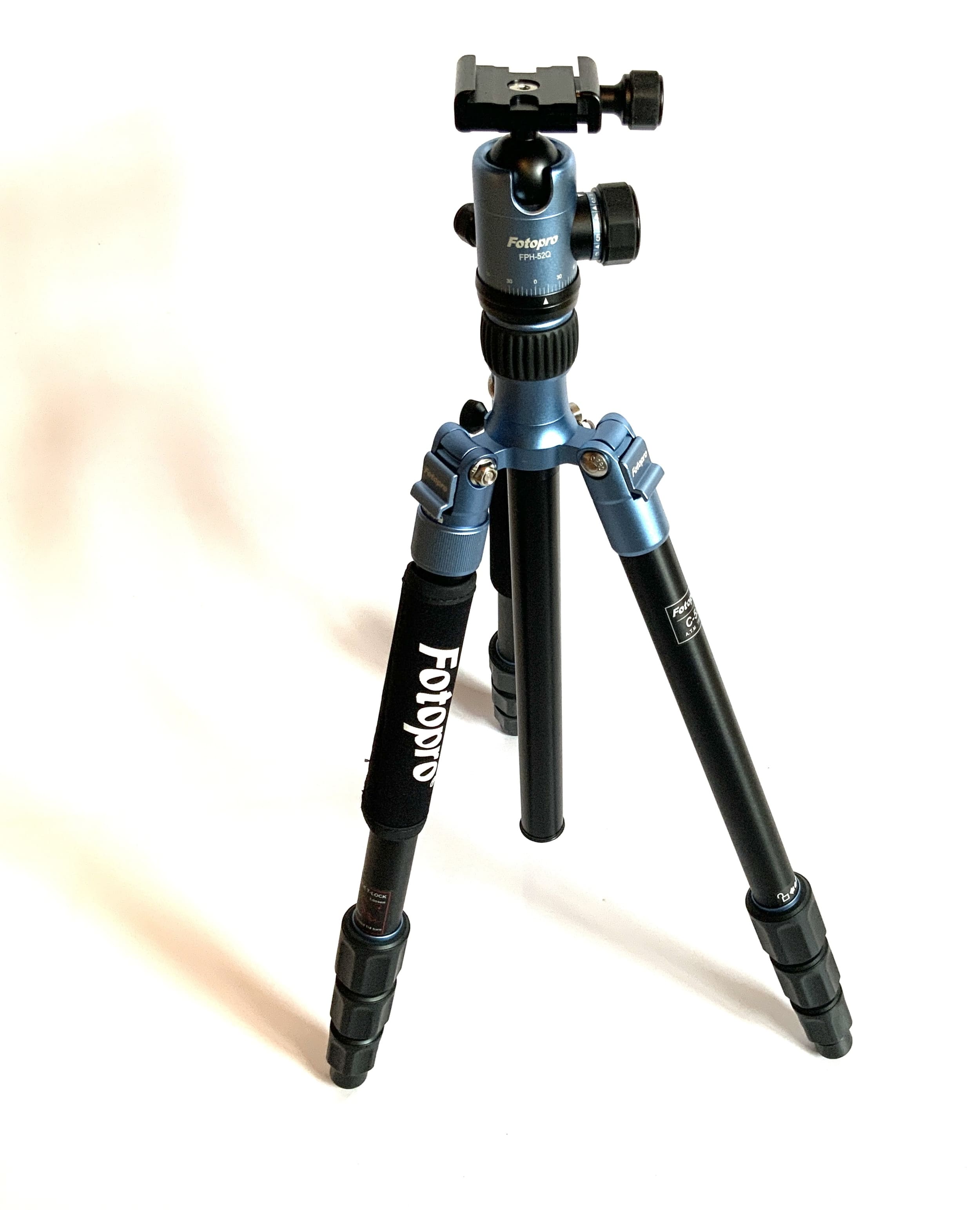Fotopro C-5i Stativ schwarz/blau mit FPH-52Q Stativkopf Tripod Fotostativ