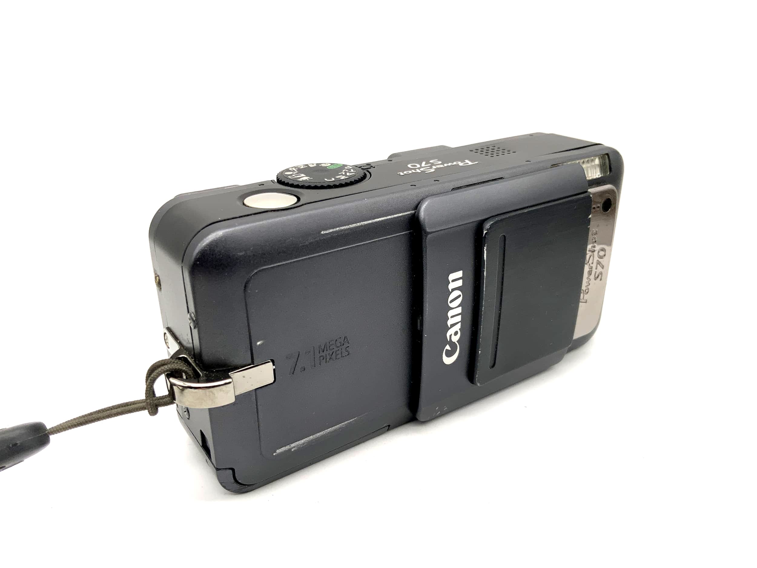 Canon PowerShot S70 mit Zoom Lens 3.6x 5.8-20.7mm 1:2.8-5.3 7.1 MP Ai AF