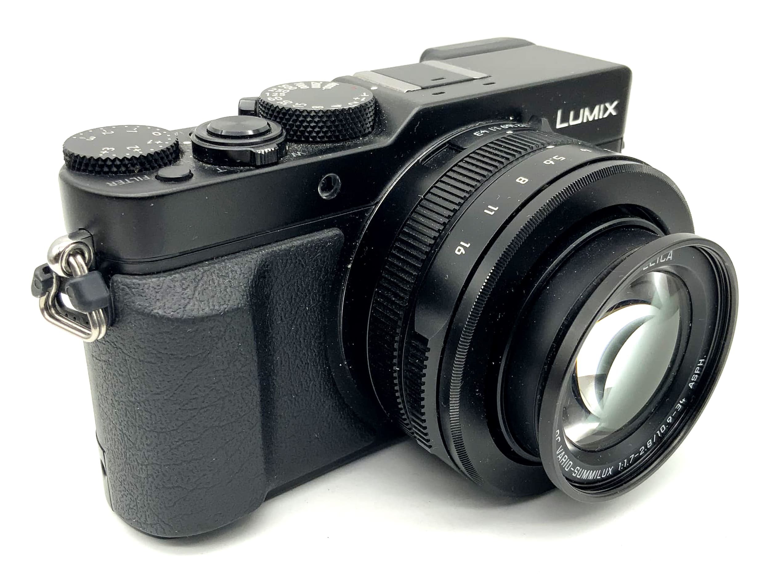 Panasonic Lumix DMC-LX100 mit Leica DC Vario-Summilux 1:1.7-2.8/10.9-34 ASPH.