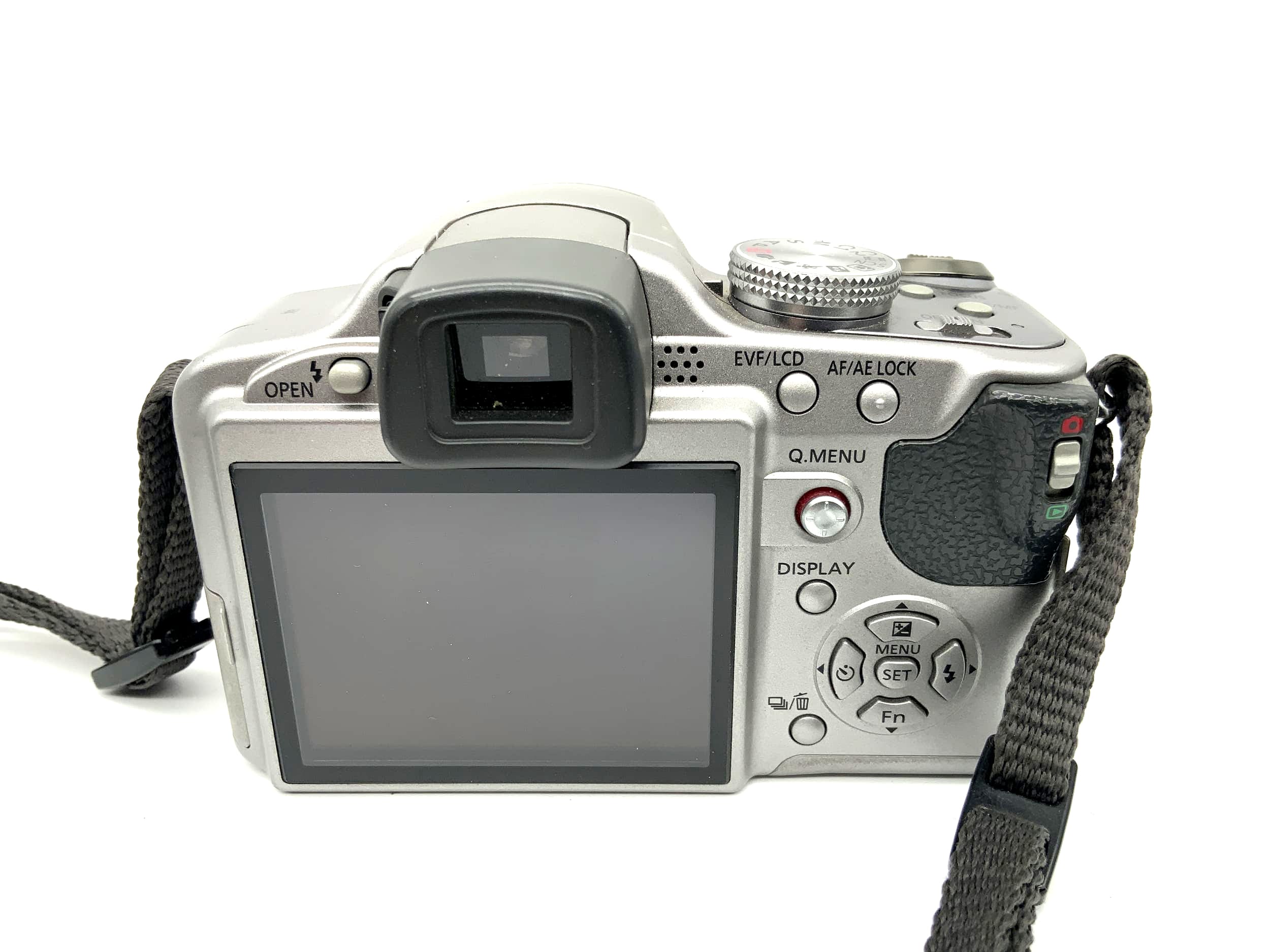 Panasonic Lumix DMC-FZ28 Leica DC Vario-Elmarit 1:2.8-4.4 / 4.8-86.4 ASPH. 10 MP