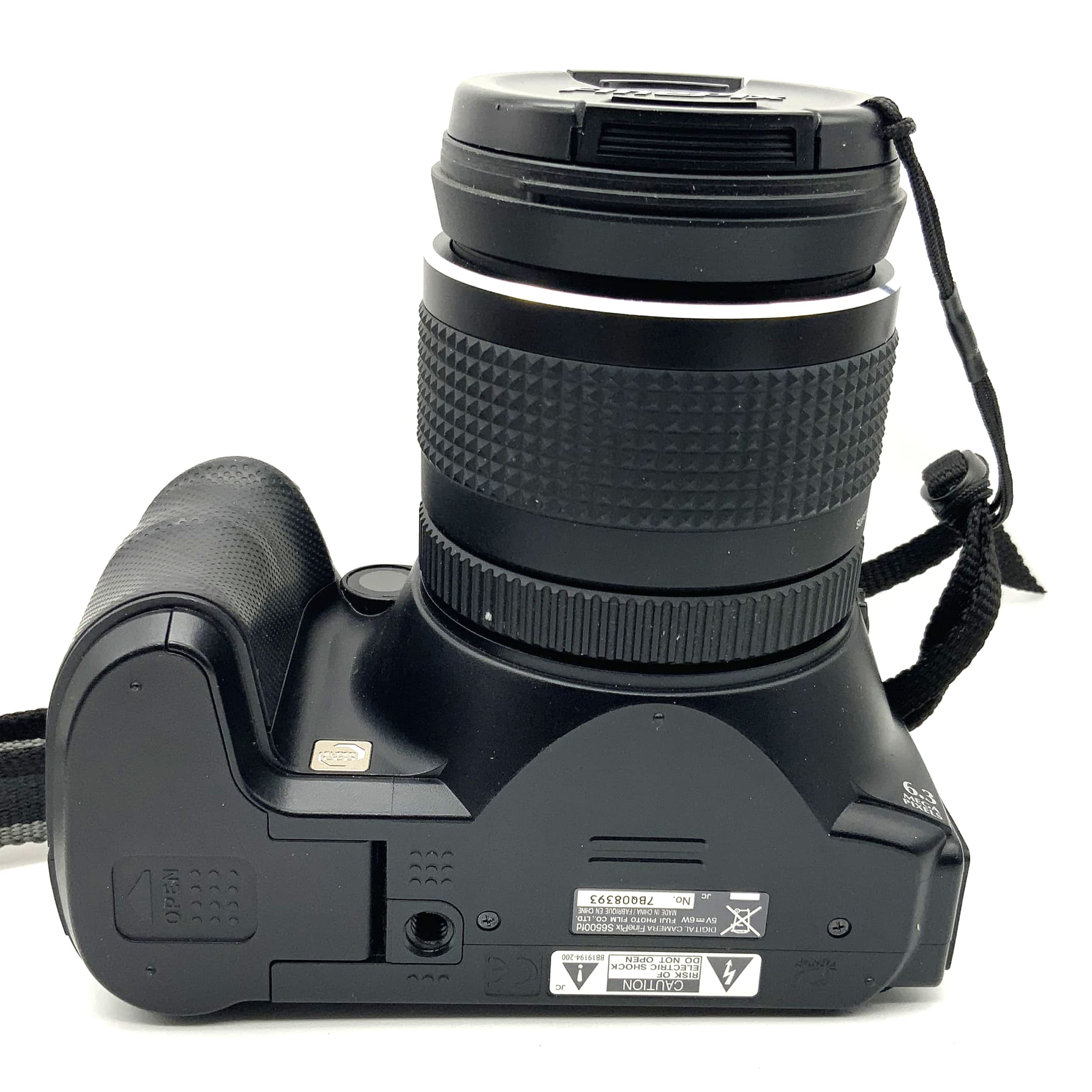 Fujifilm FinePix S6500 fd 10.7x Optical f=6.2-66.7mm 1:2.8-4.9 6.3 MP Super CCD