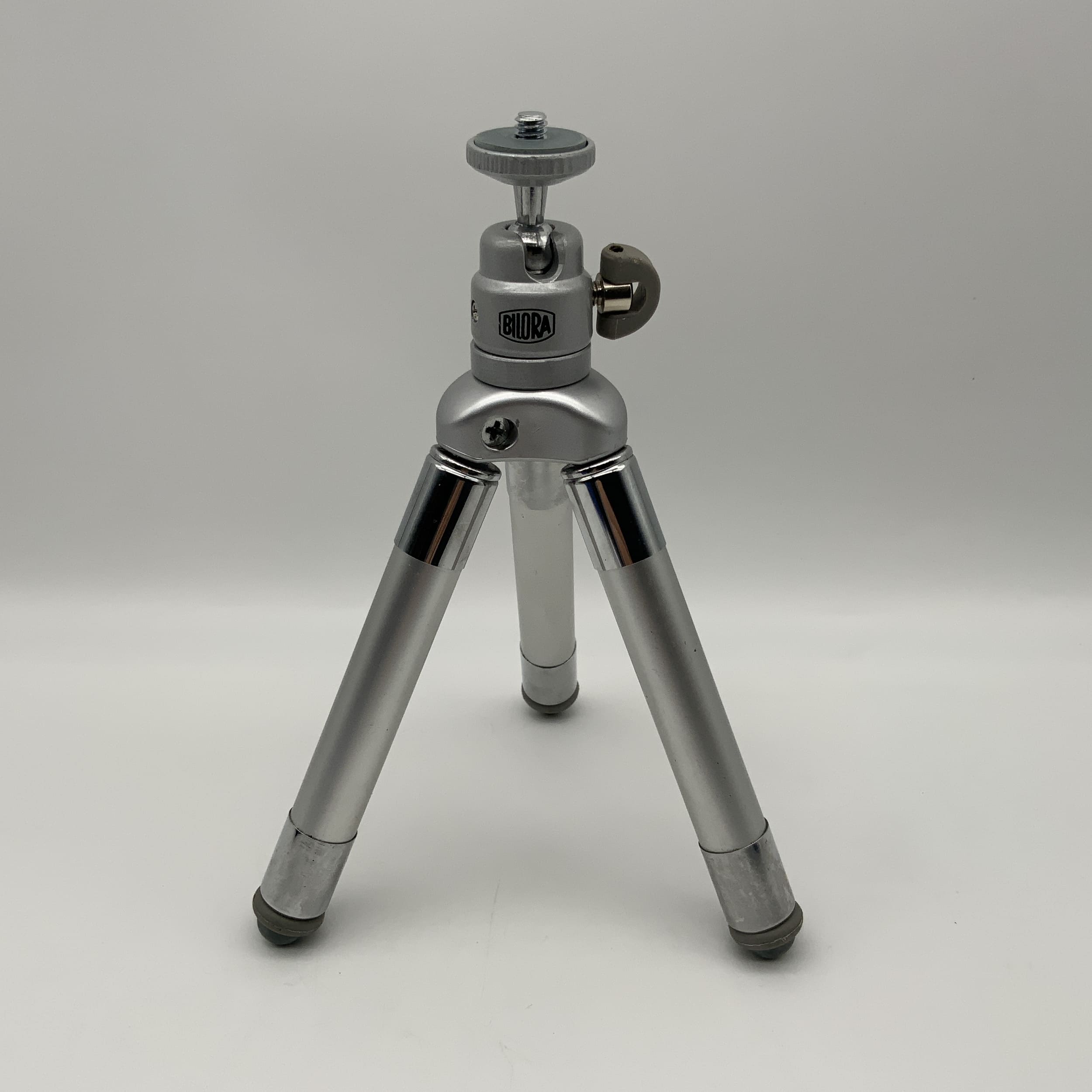 Bilora 1010 Tischstativ silber Tripod Dreibein Taschenstativ