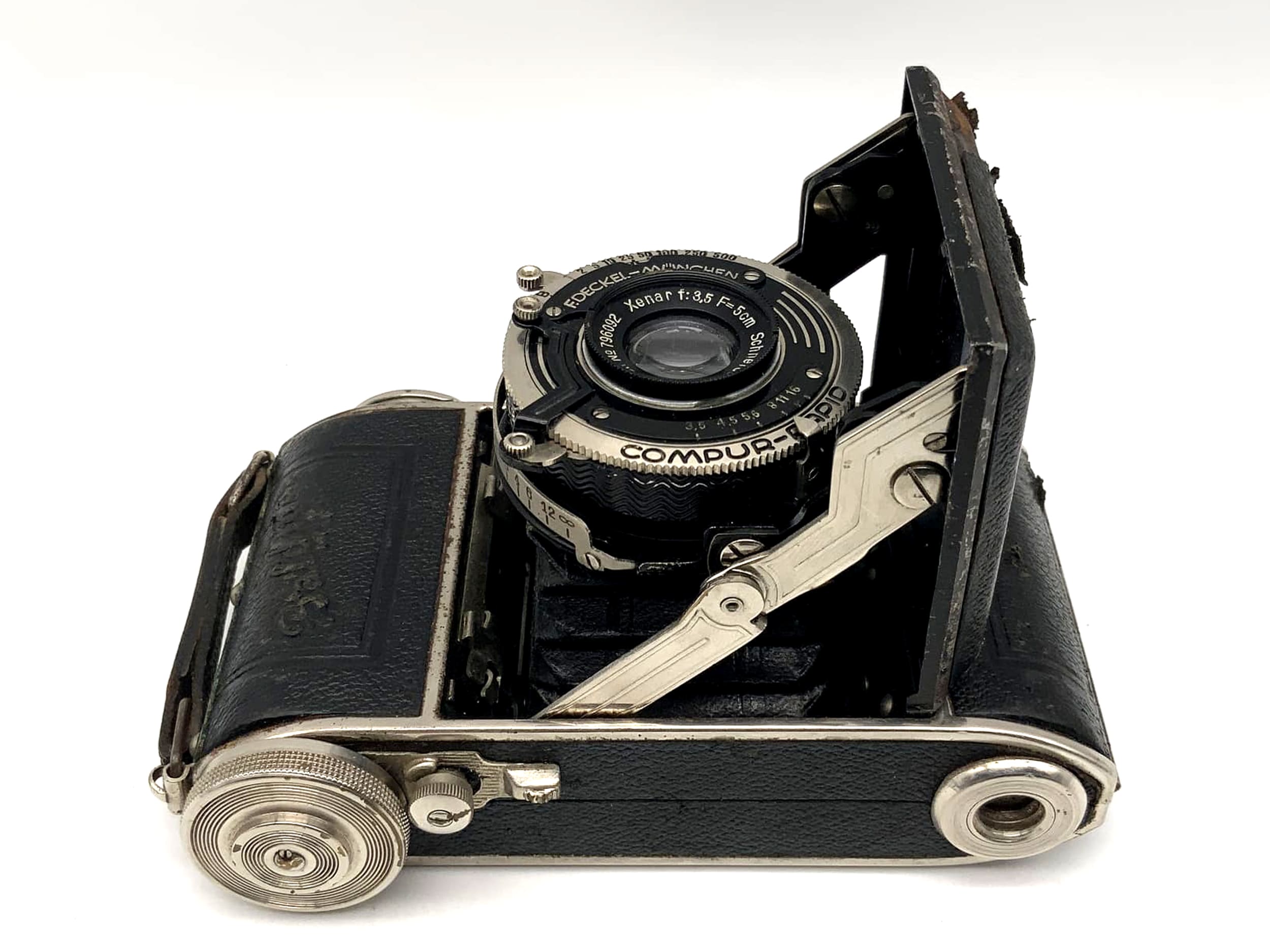 Balda Baldina mit Schneider Kreuznach Xenar f:3,5 F=5cm !Klappe schließt nicht!