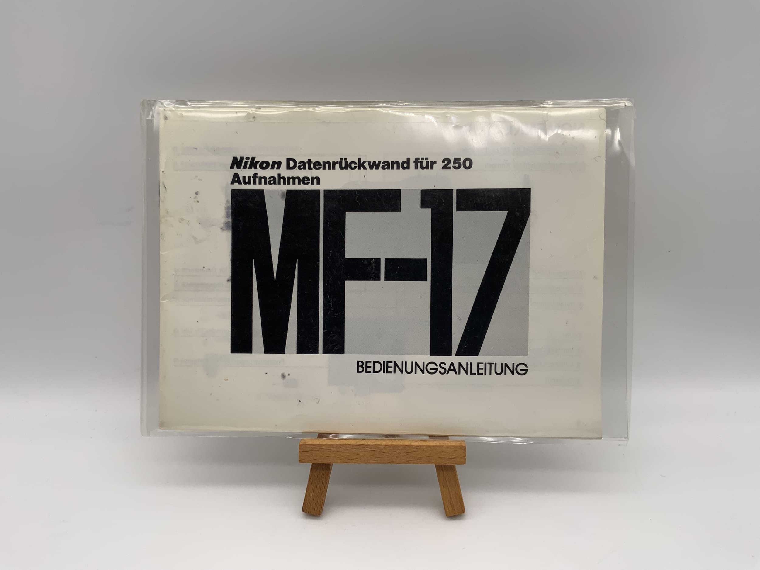 Nikon MF-17 Datenrückwand für 250 Aufnahmen Bedienungsanleitung Deutsch