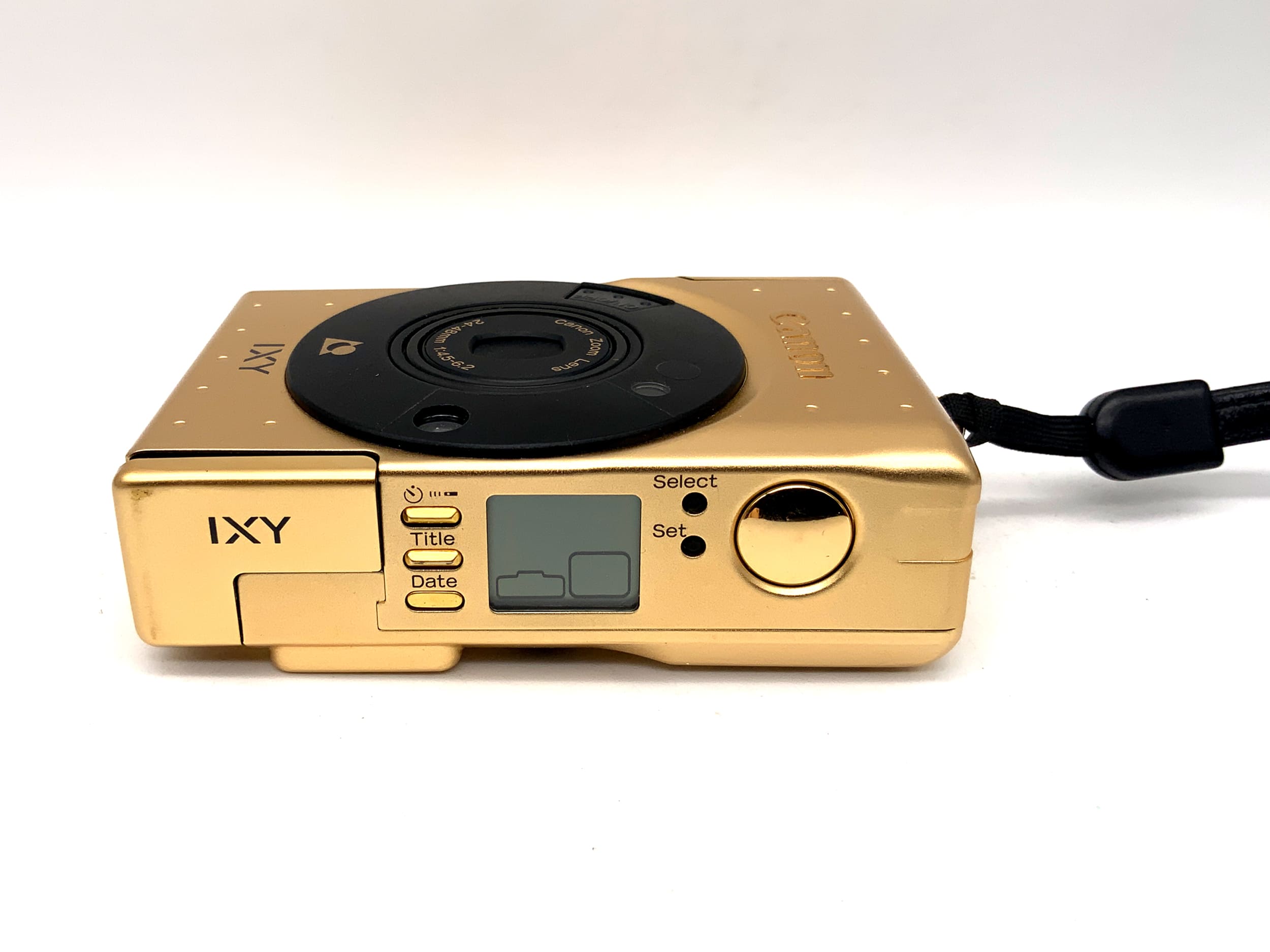 Canon IXY Point&Shoot mit 24-48mm 1:4,5-6.2 Gold 60. Jubiläum Edition