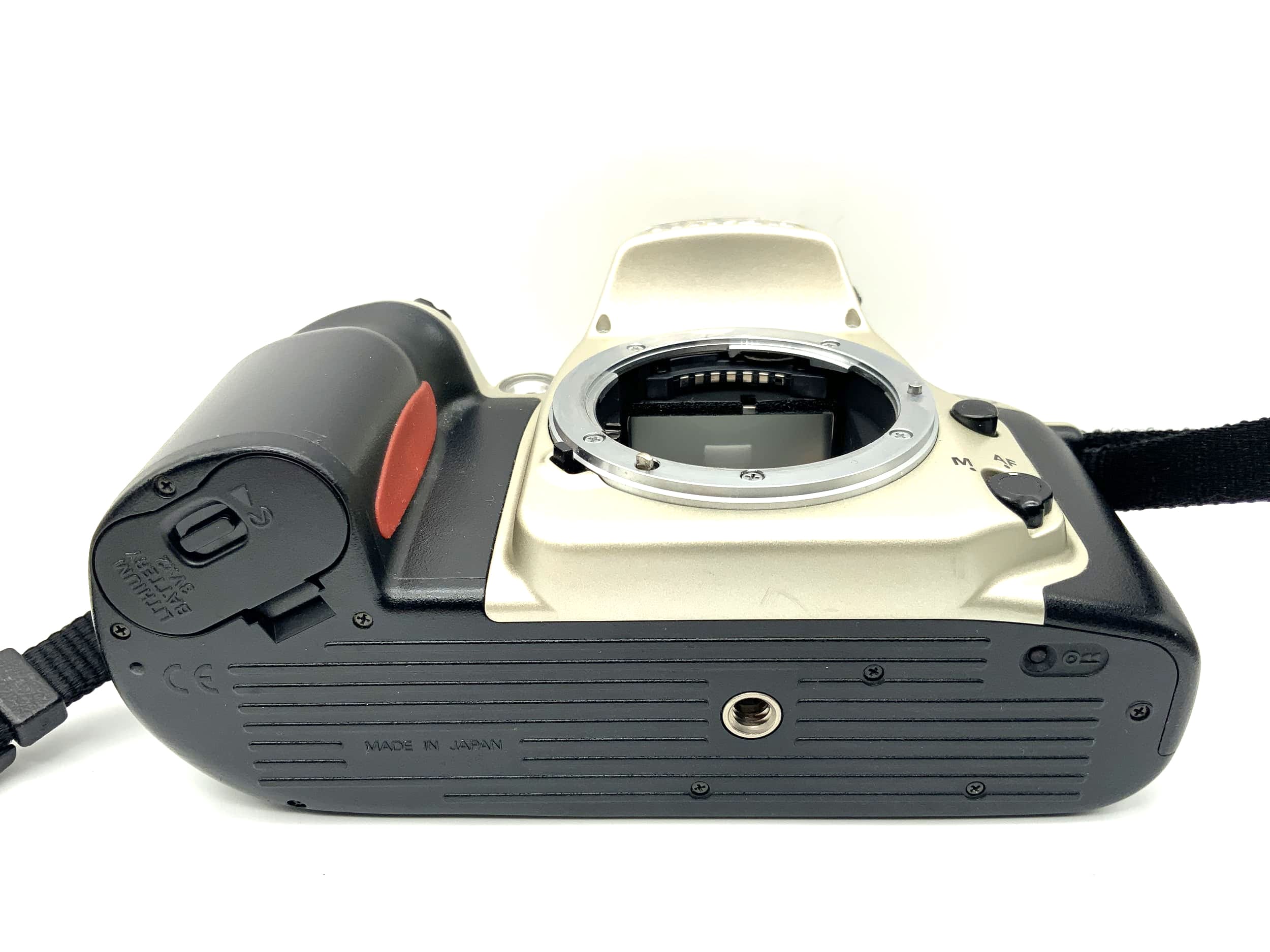 Nikon F60 35mm Spiegelreflexkamera SLR analog Body Gehäuse (Nikon AF)