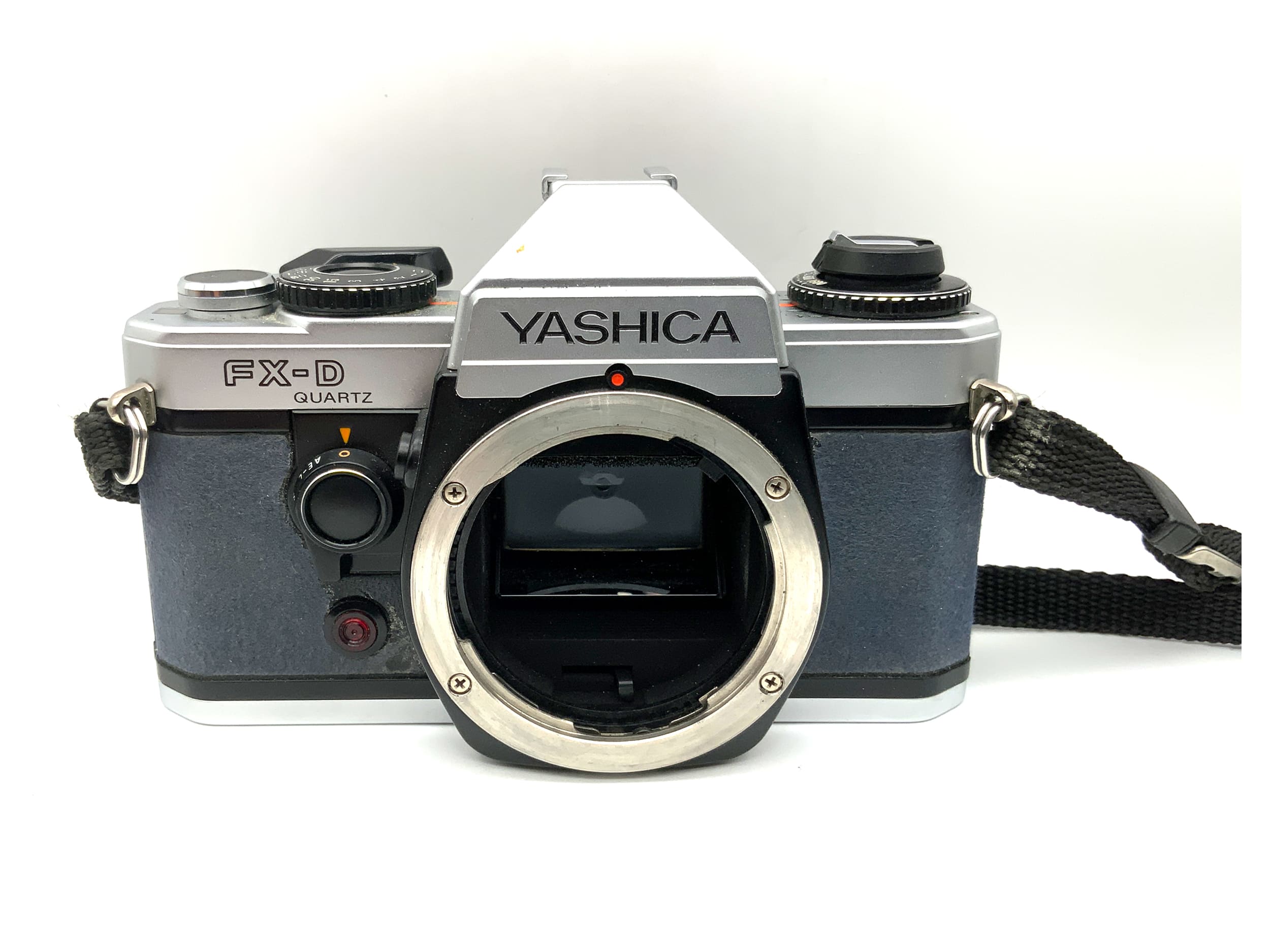 Yashica FX-D Quartz SLR 35mm SLR analog Body (Yashica/Contax)