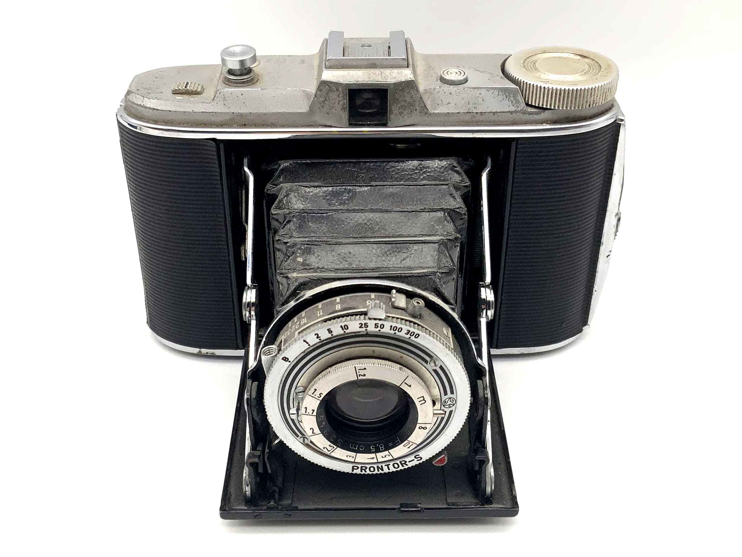 Agfa Isolette Klappkamera mit Apotar 1:4.5 F=8.5cm Prontor-S