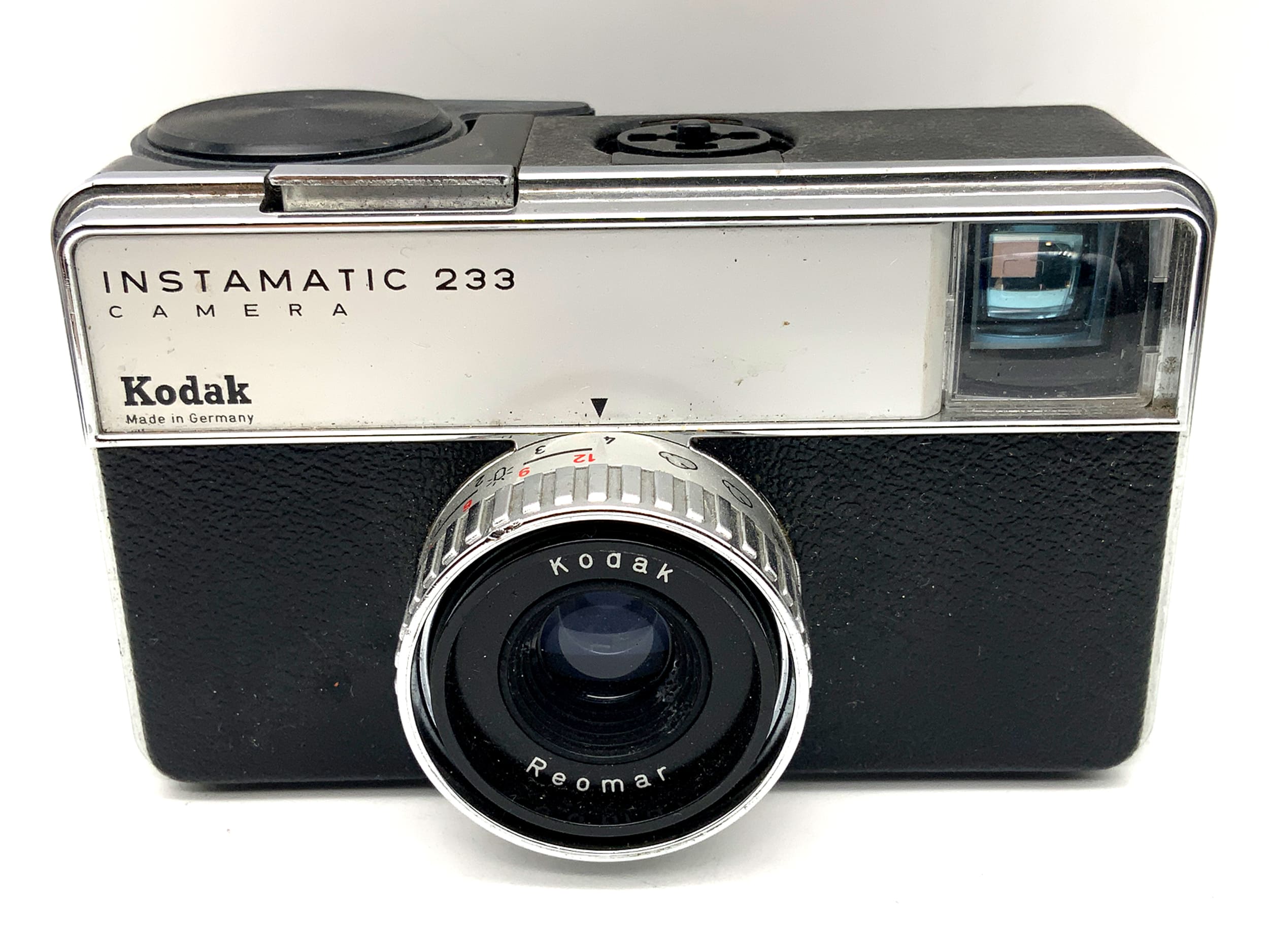 Kodak Instamatic 233 Sucherkamera mit Reomar Kompaktkamera Analogkamera