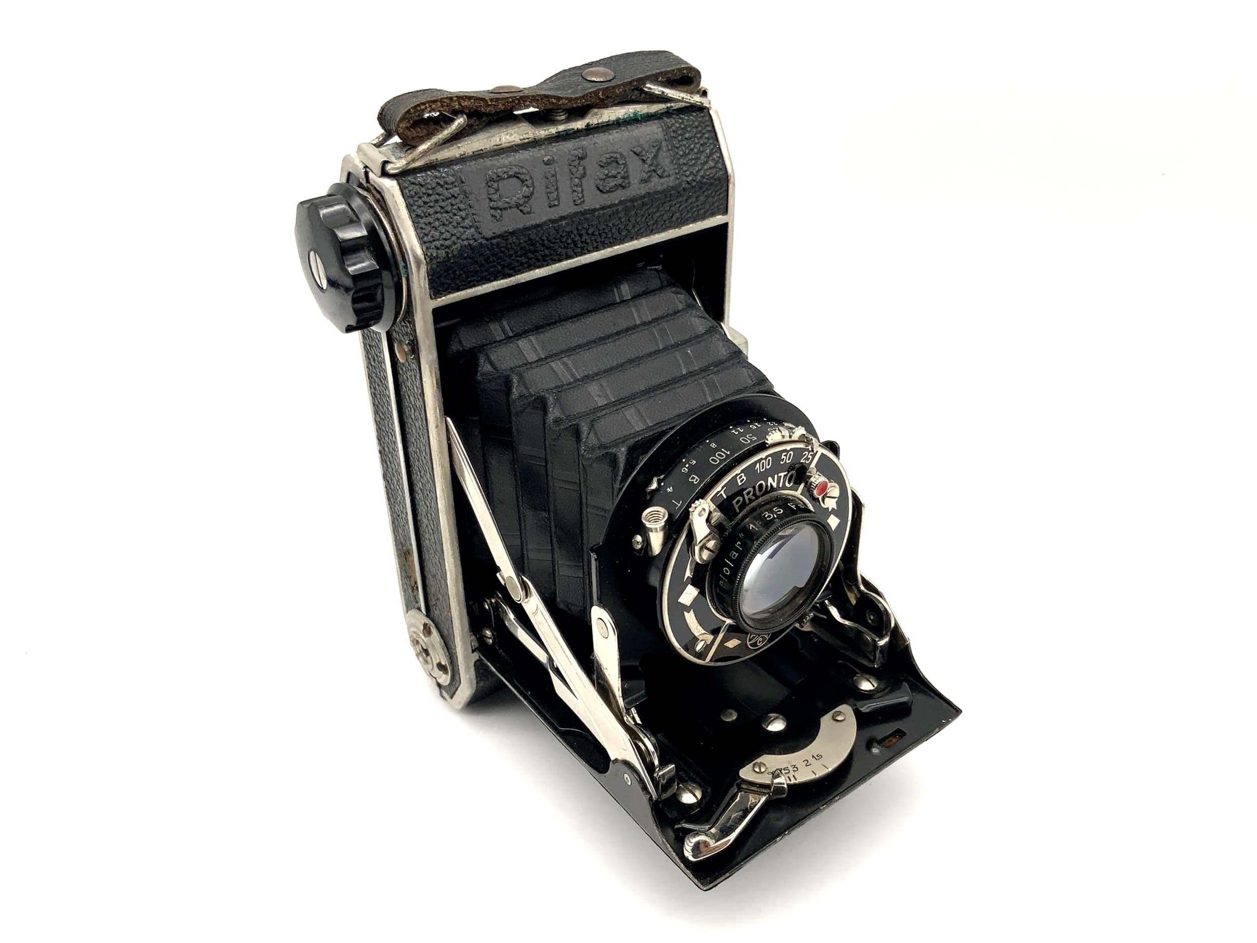 Beier Rifax Klappkamera mit Anastigmat Triolar 1:3.5 F=7,5cm Pronto
