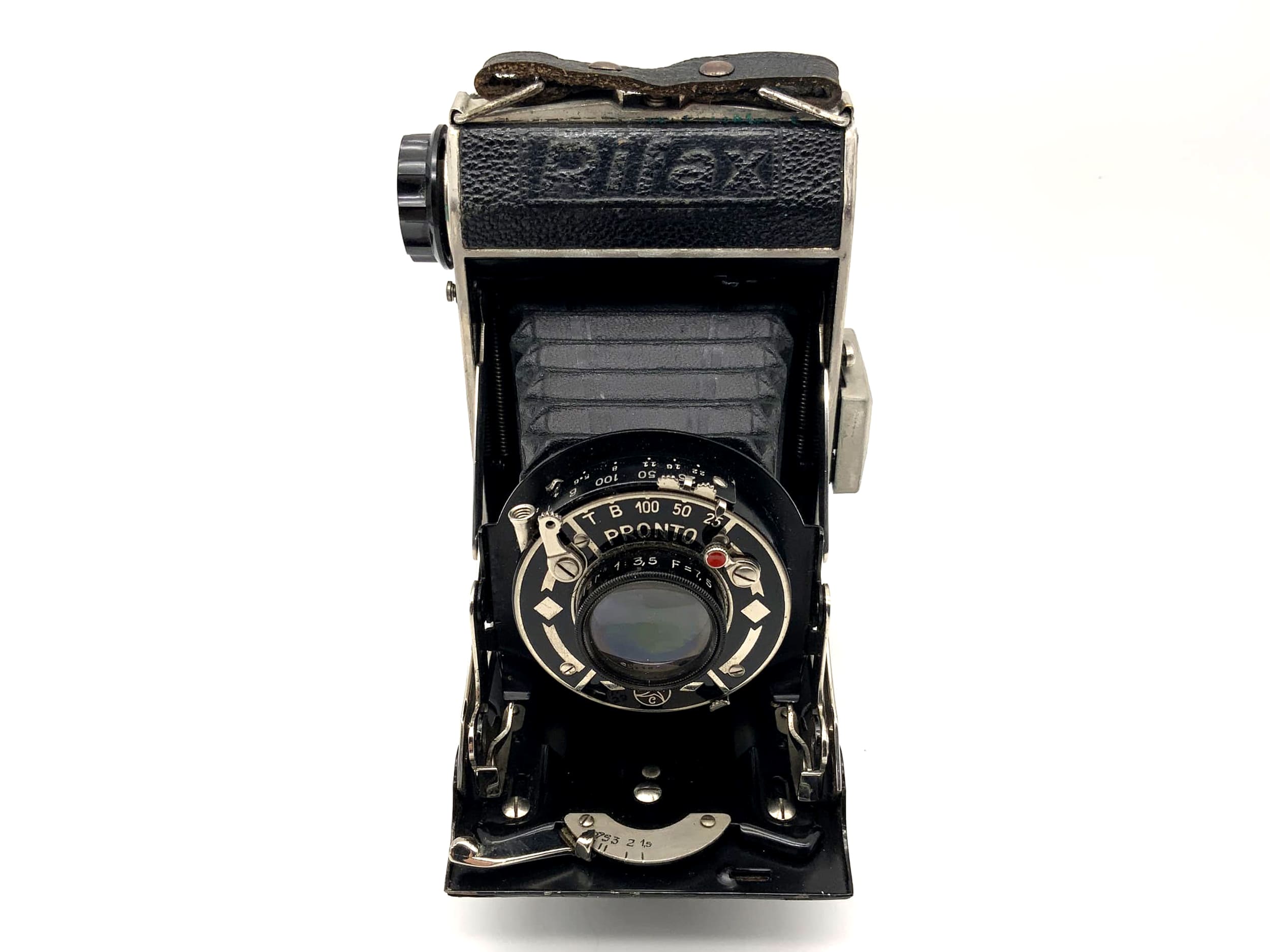 Beier Rifax Klappkamera mit Anastigmat Triolar 1:3.5 F=7,5cm Pronto