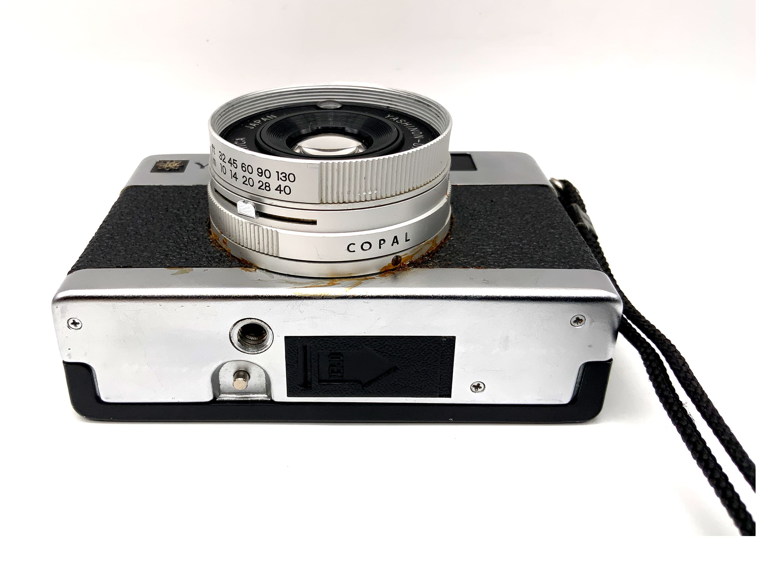 Yashica Electro 35 MC Sucherkamera mit Yashinon DX 1:2,8 f=40mm Analogkamera