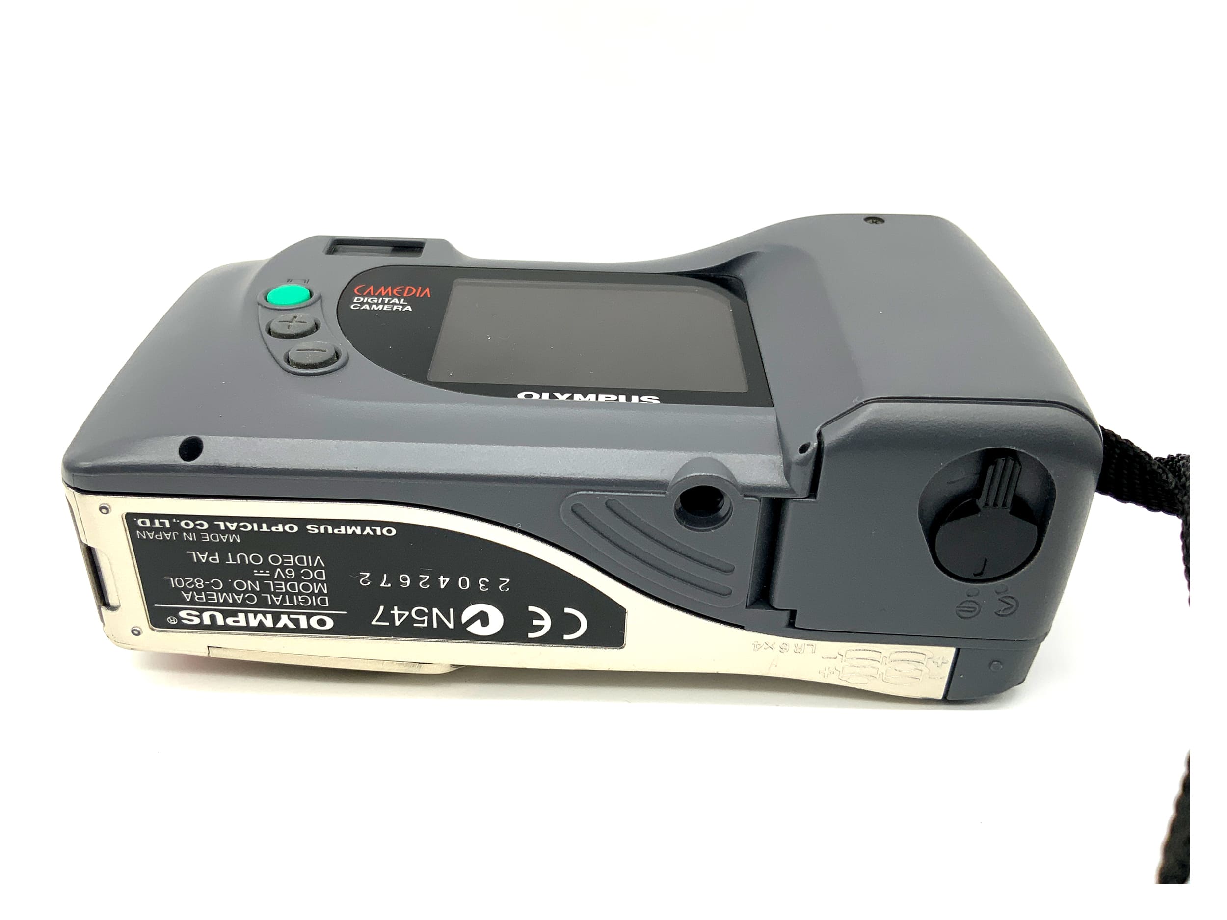 Olympus Camedia C-820L Digitale Kompaktkamera mit 5mm 1:2,8
