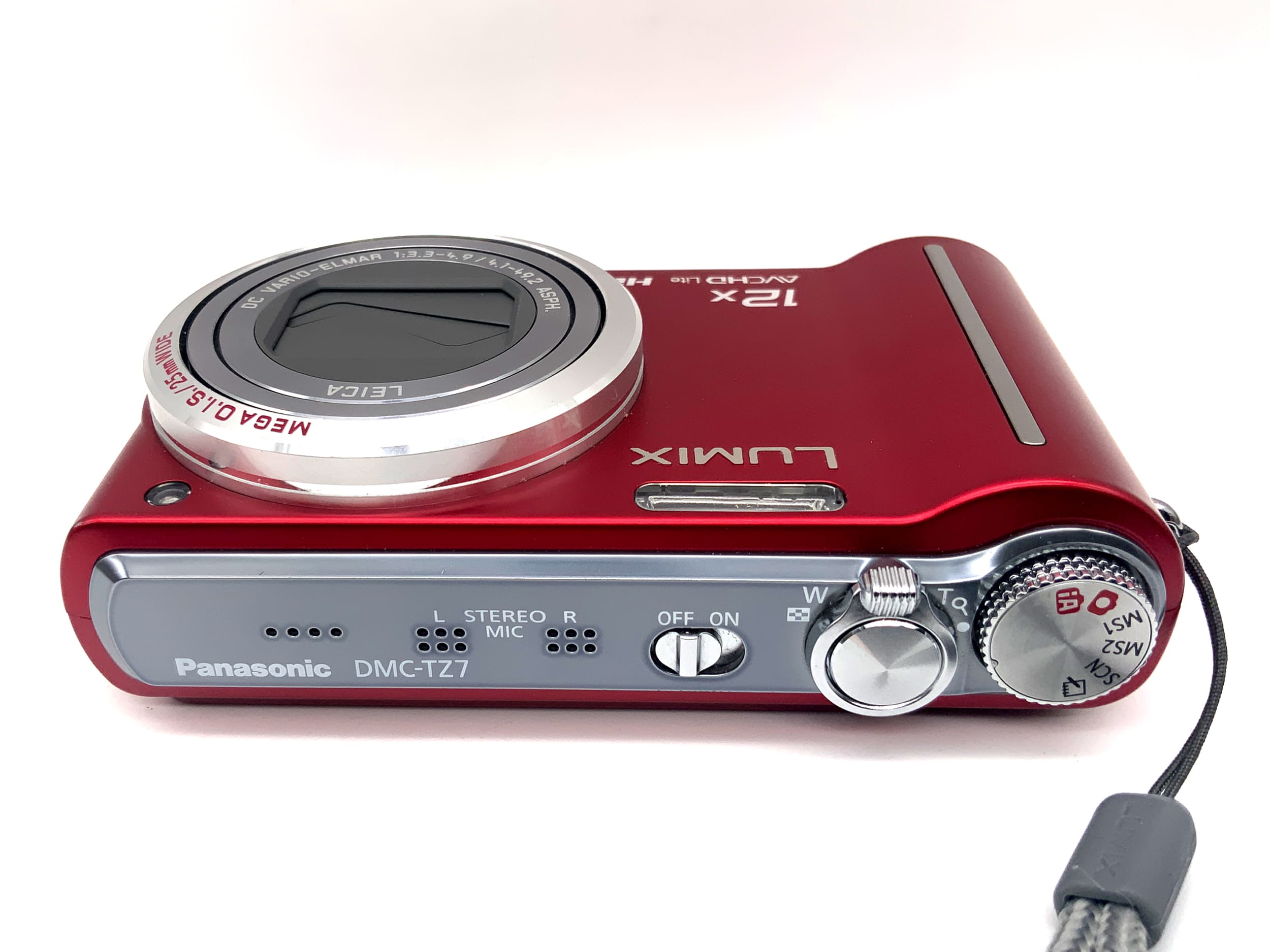 Panasonic Lumix DMC-TZ7 Digitalkamera mit Leica DC Vario-Elmar 4,1-49.2mm